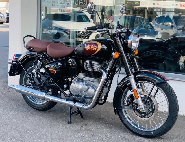 ROYAL ENFIELD Classic 350 Halcyon-showroom-element-1