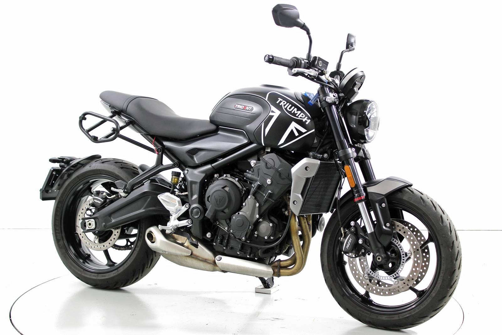 TRIUMPH Trident 660 ABS-showroom-element-1