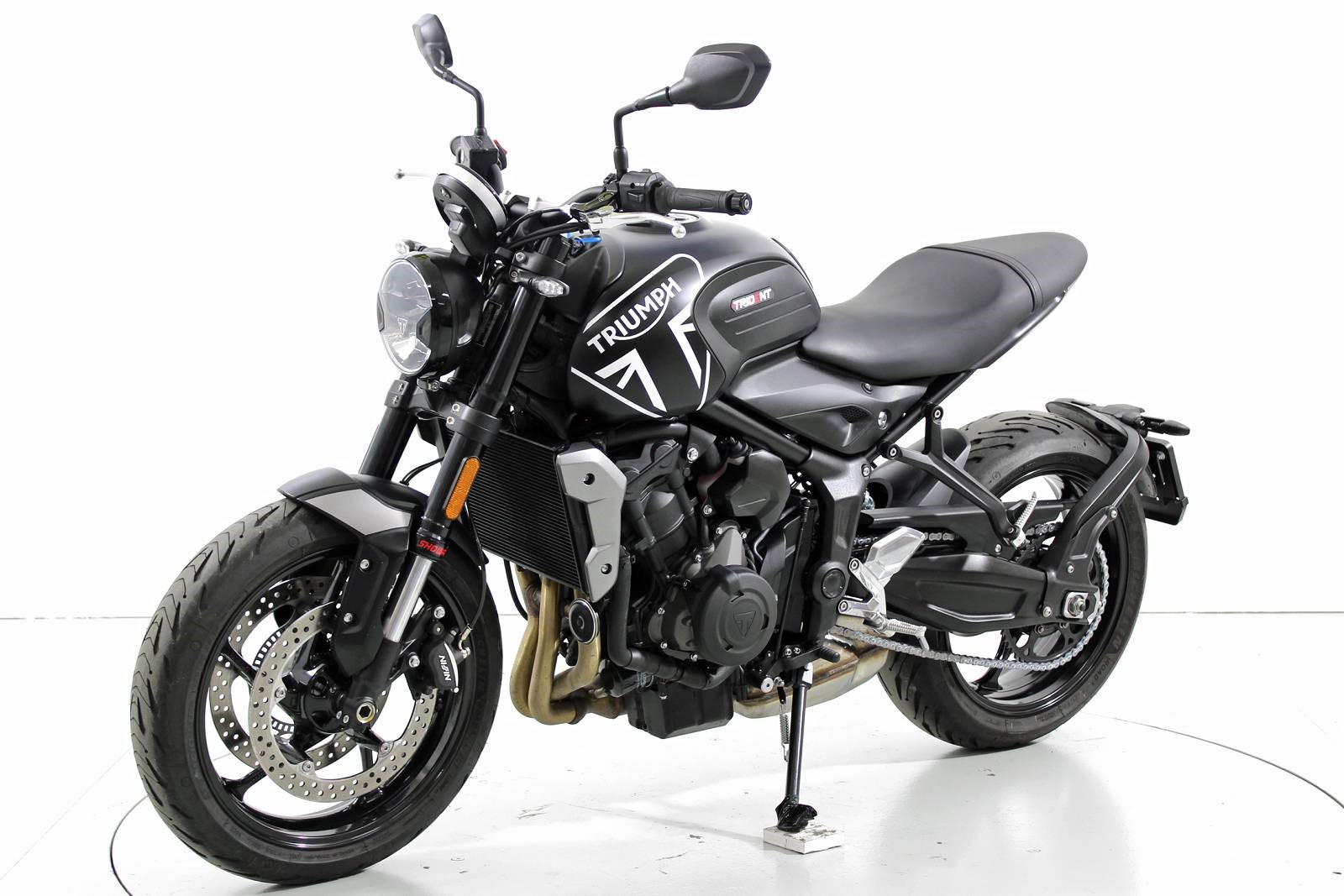 TRIUMPH Trident 660 ABS-showroom-element-2