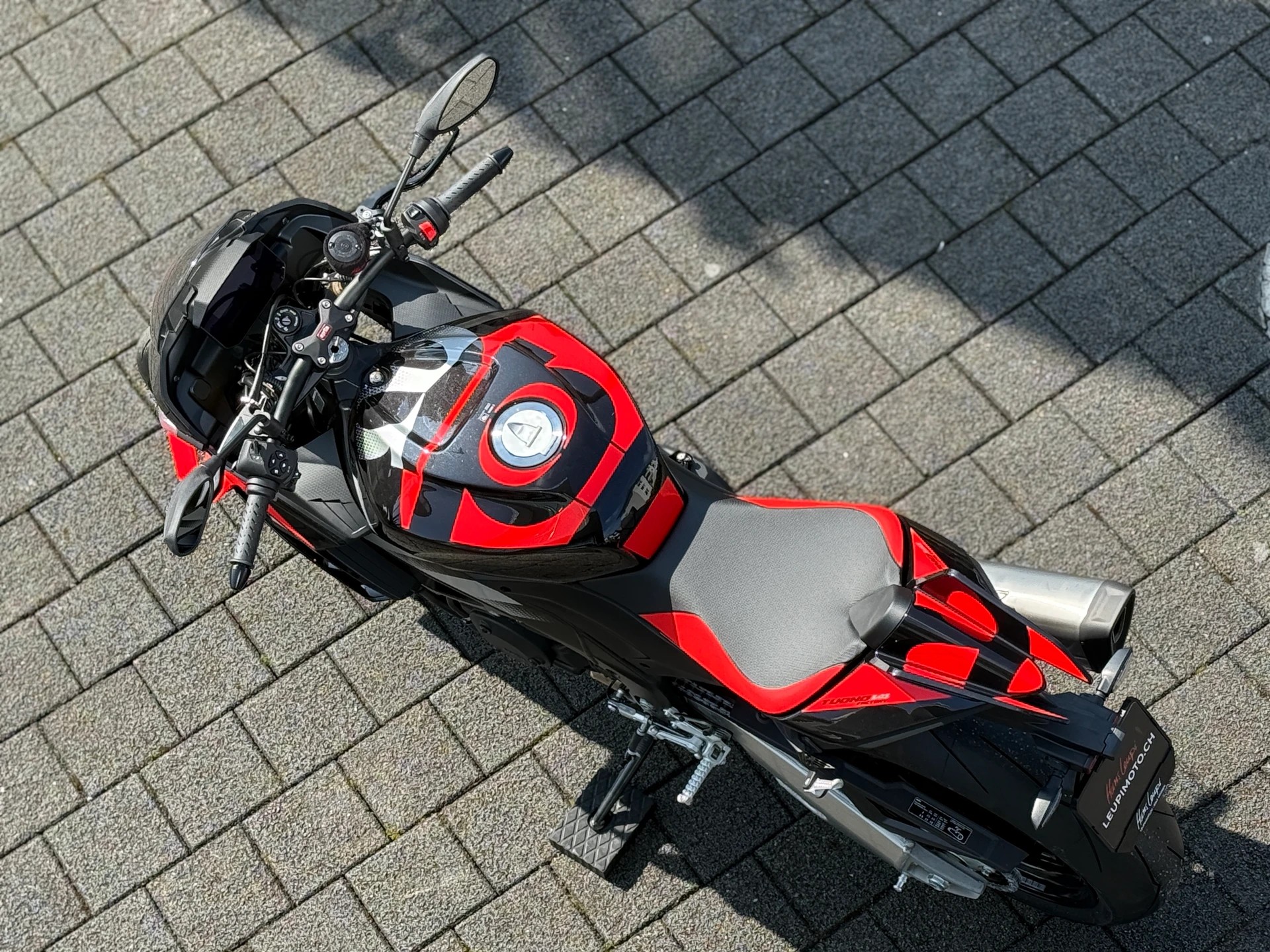 APRILIA Tuono V4 1100 Factory MY25-image-6