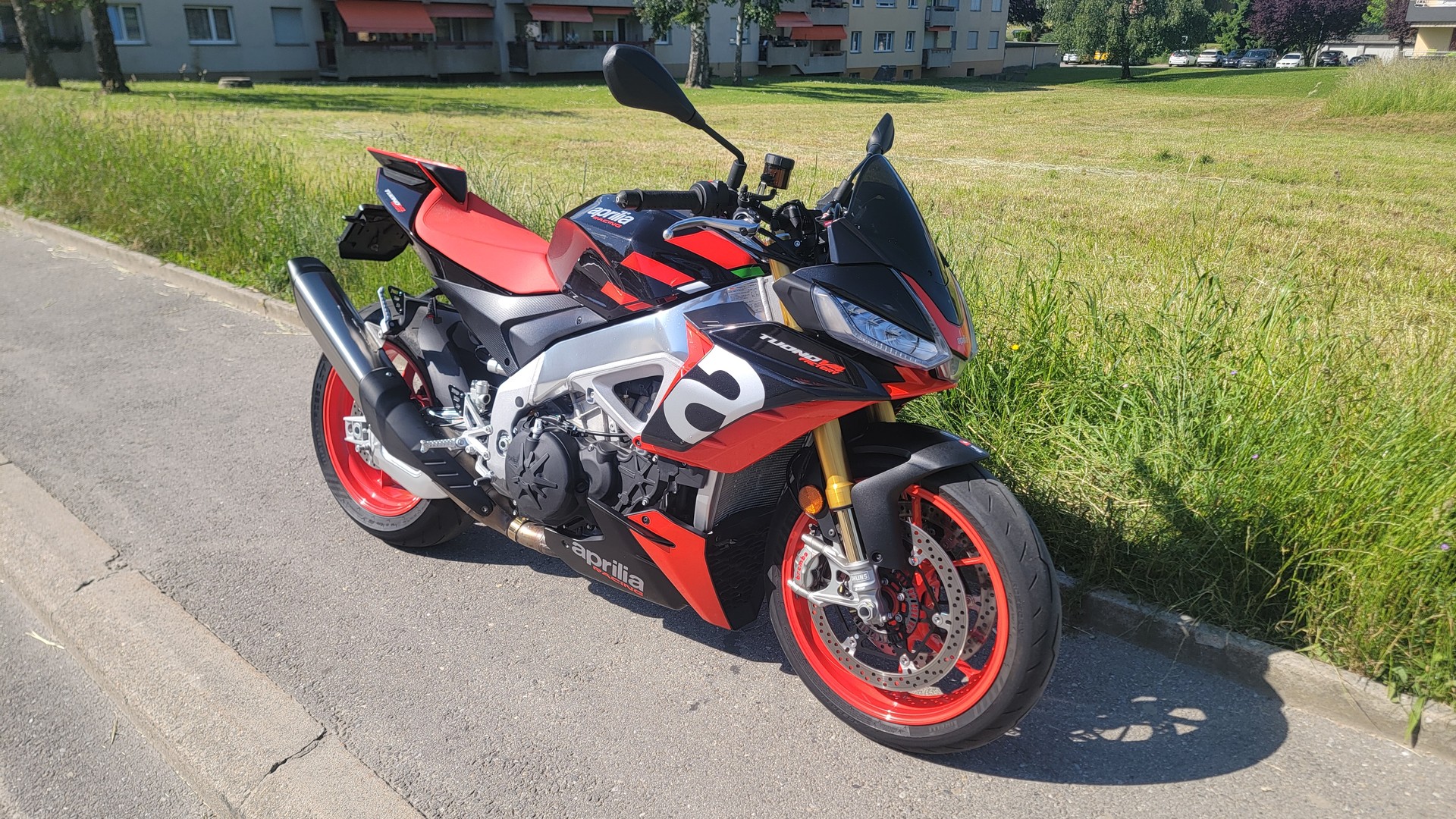 APRILIA Tuono V4 1100 Factory