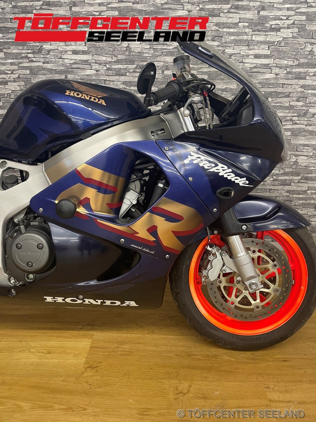 HONDA CBR 900 RR Fireblade-image-2