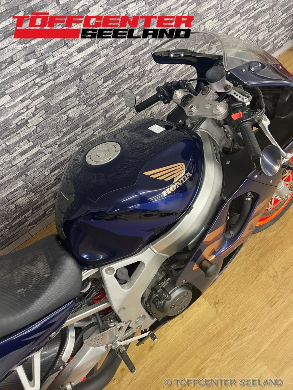 HONDA CBR 900 RR Fireblade-image-3