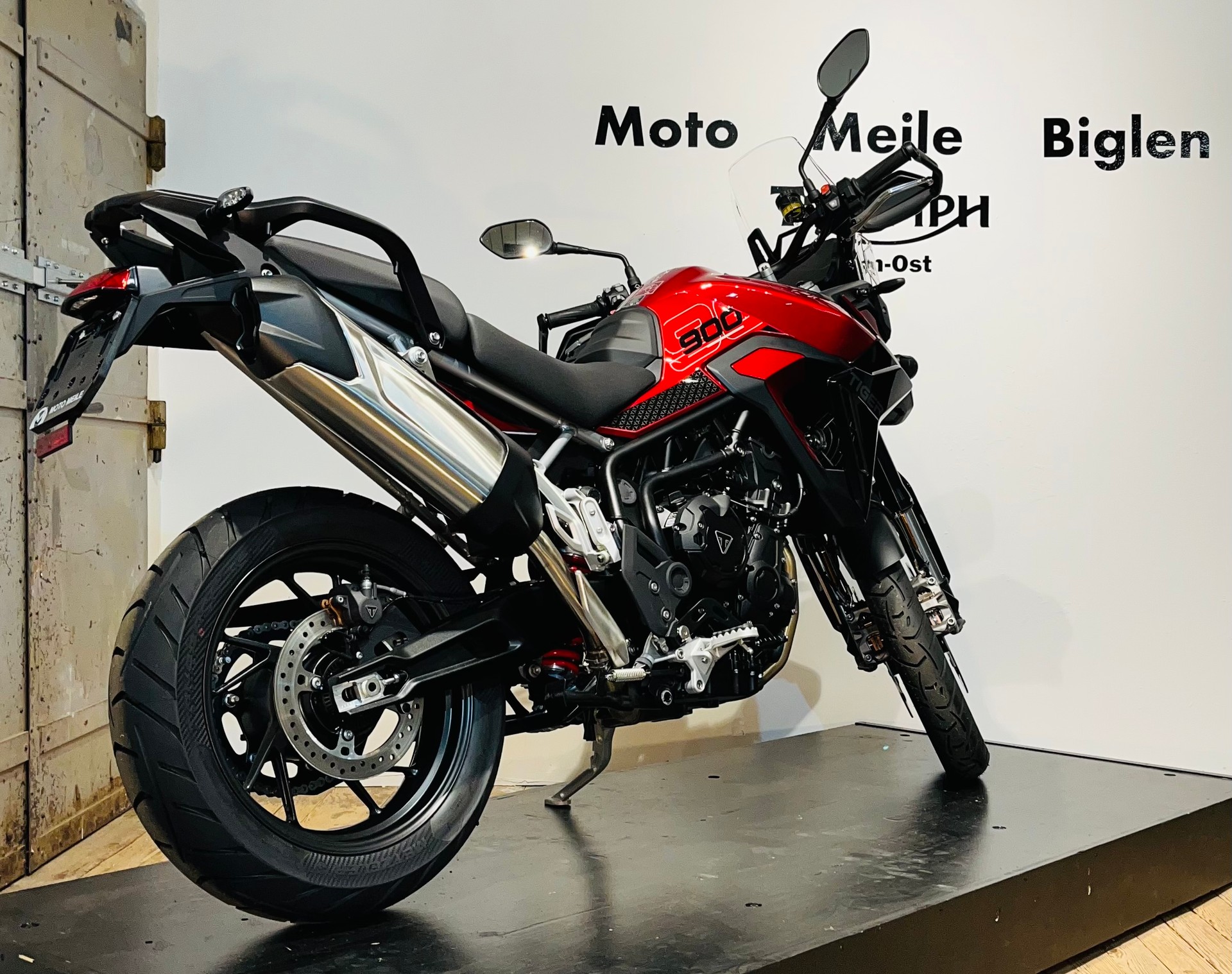 TRIUMPH Tiger 900 GT Pro-showroom-element-3