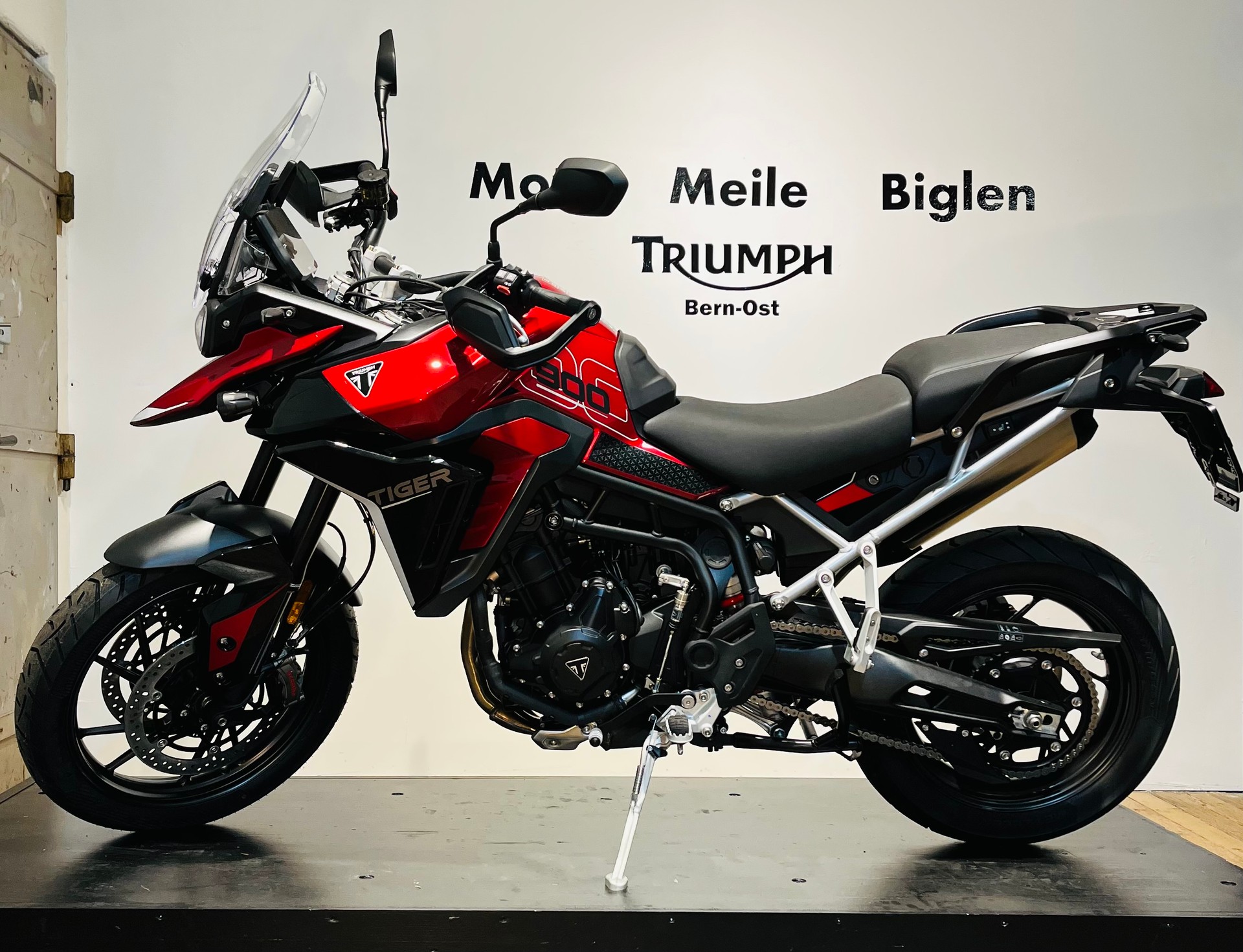 TRIUMPH Tiger 900 GT Pro-showroom-element-2