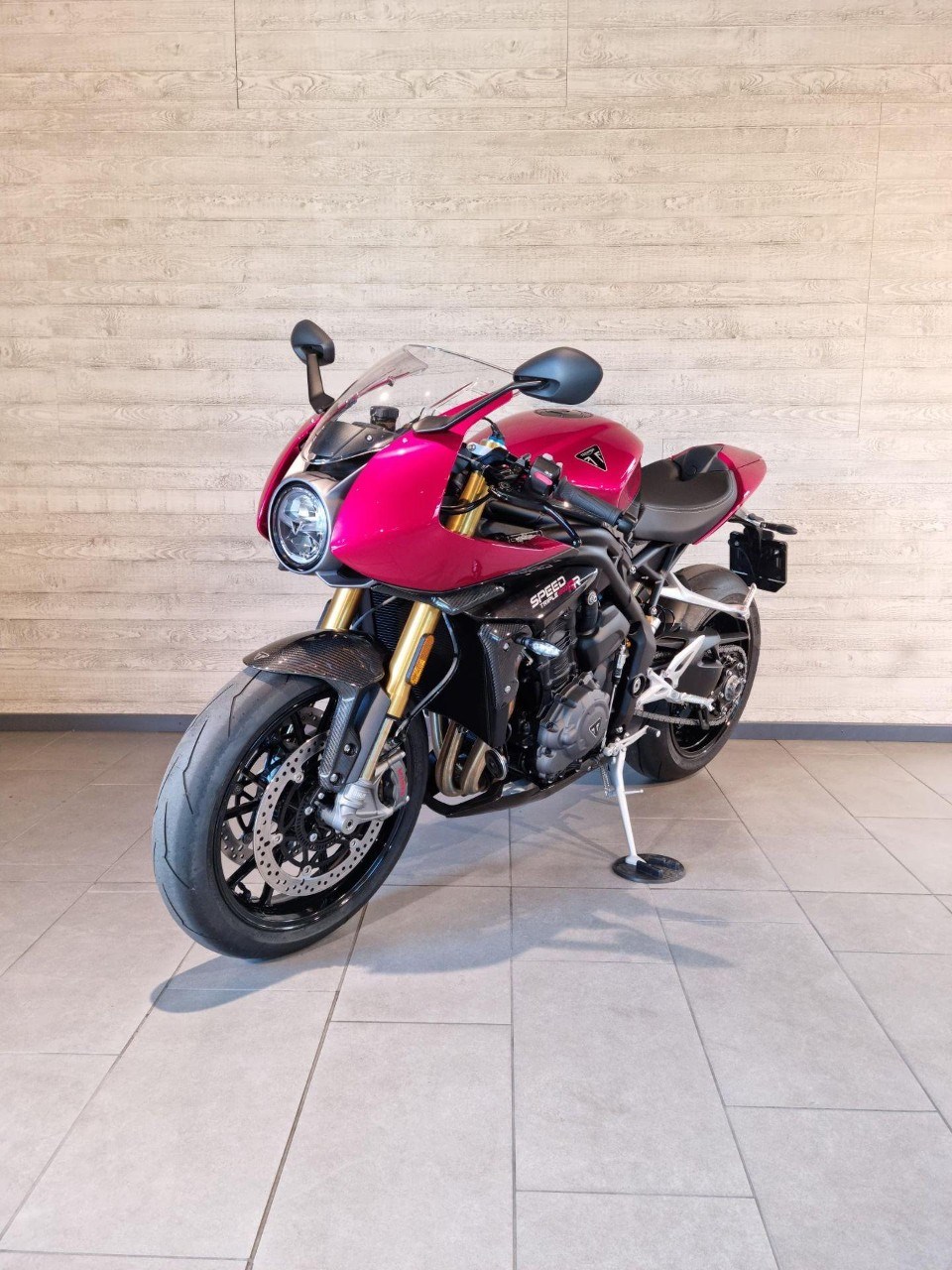 TRIUMPH Speed Triple 1200 RR Ref. 5463-showroom-element-2