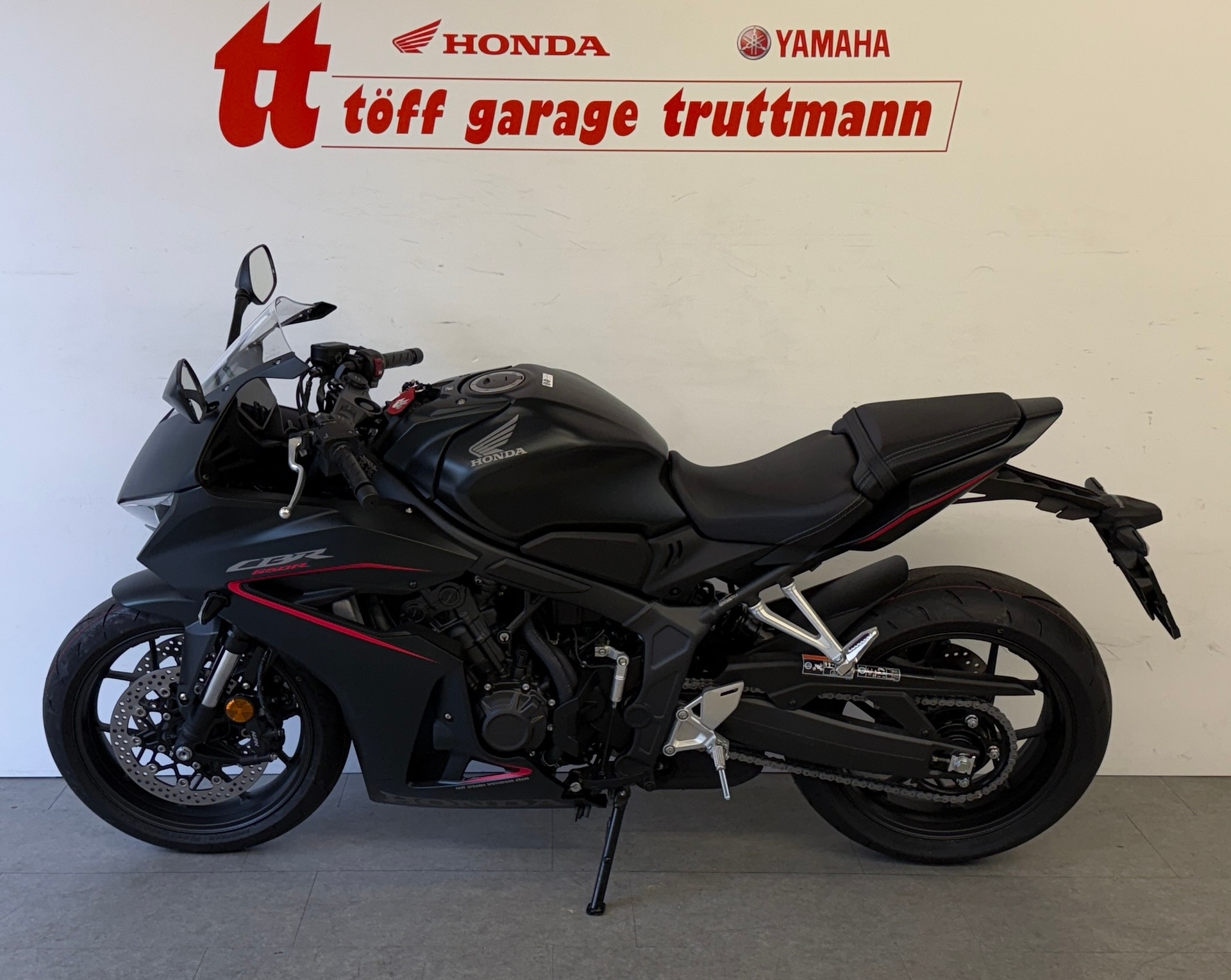 HONDA CBR 650 R E-Clutch (35kW)-showroom-element-1