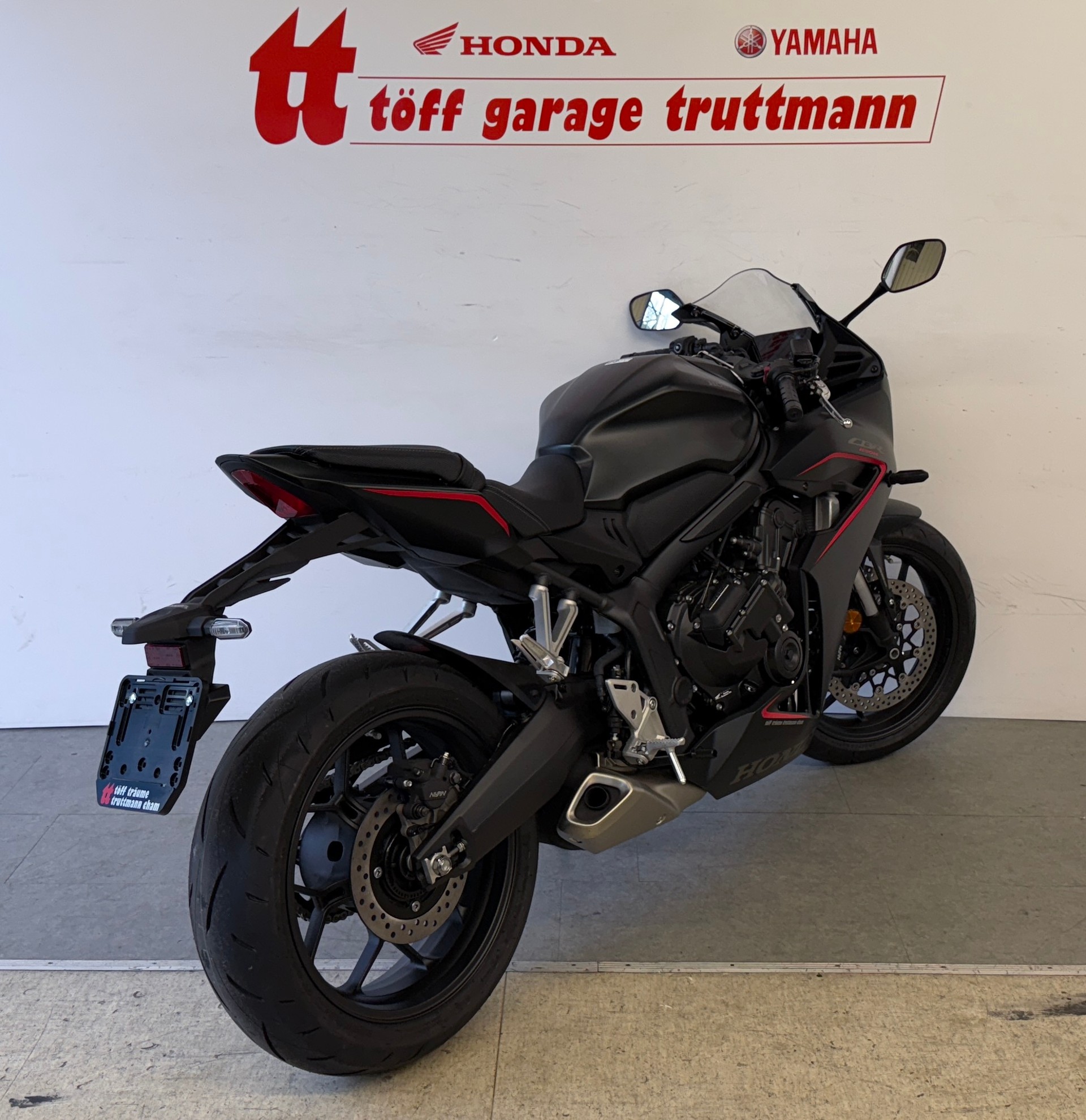 HONDA CBR 650 R E-Clutch (35kW)-showroom-element-3