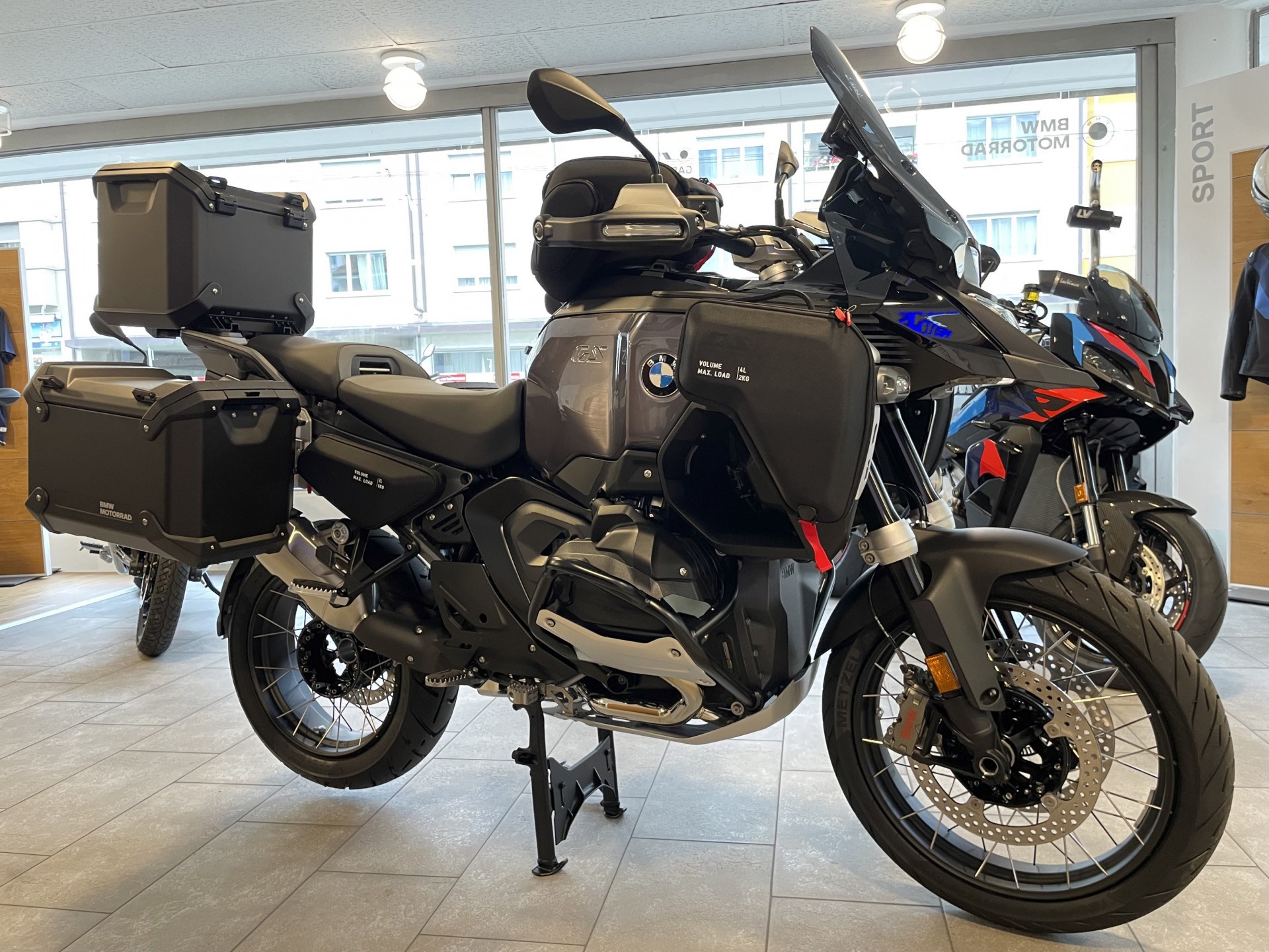 BMW R 1300 GS Adventure ASA