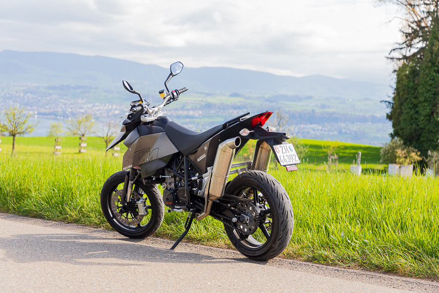 KTM 690 SM Prestige-image-1