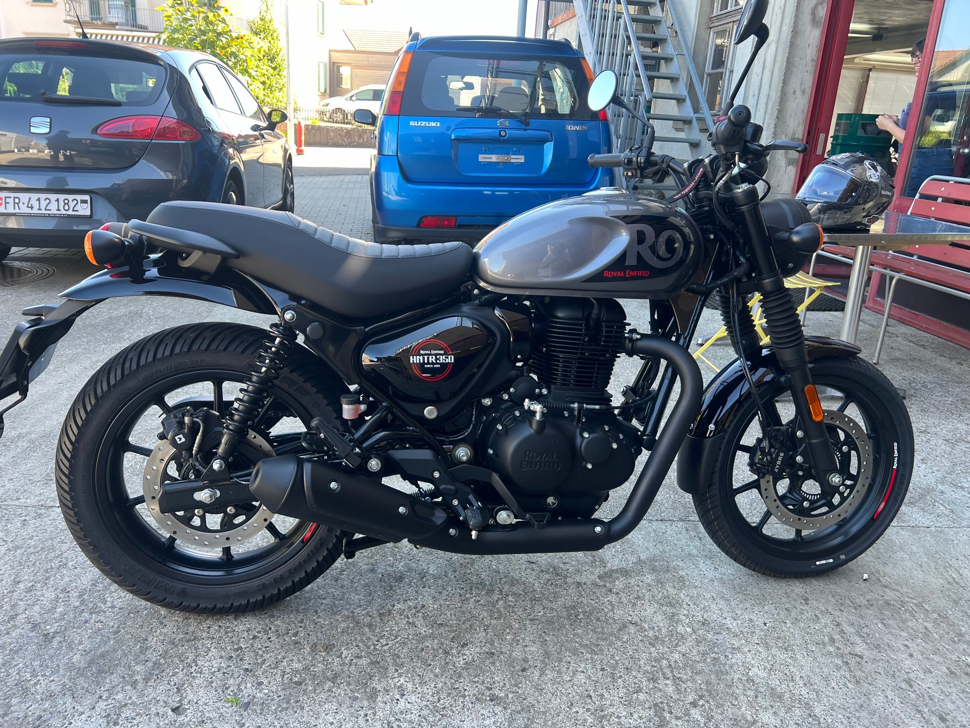 ROYAL ENFIELD Hntr 350 Dapper
