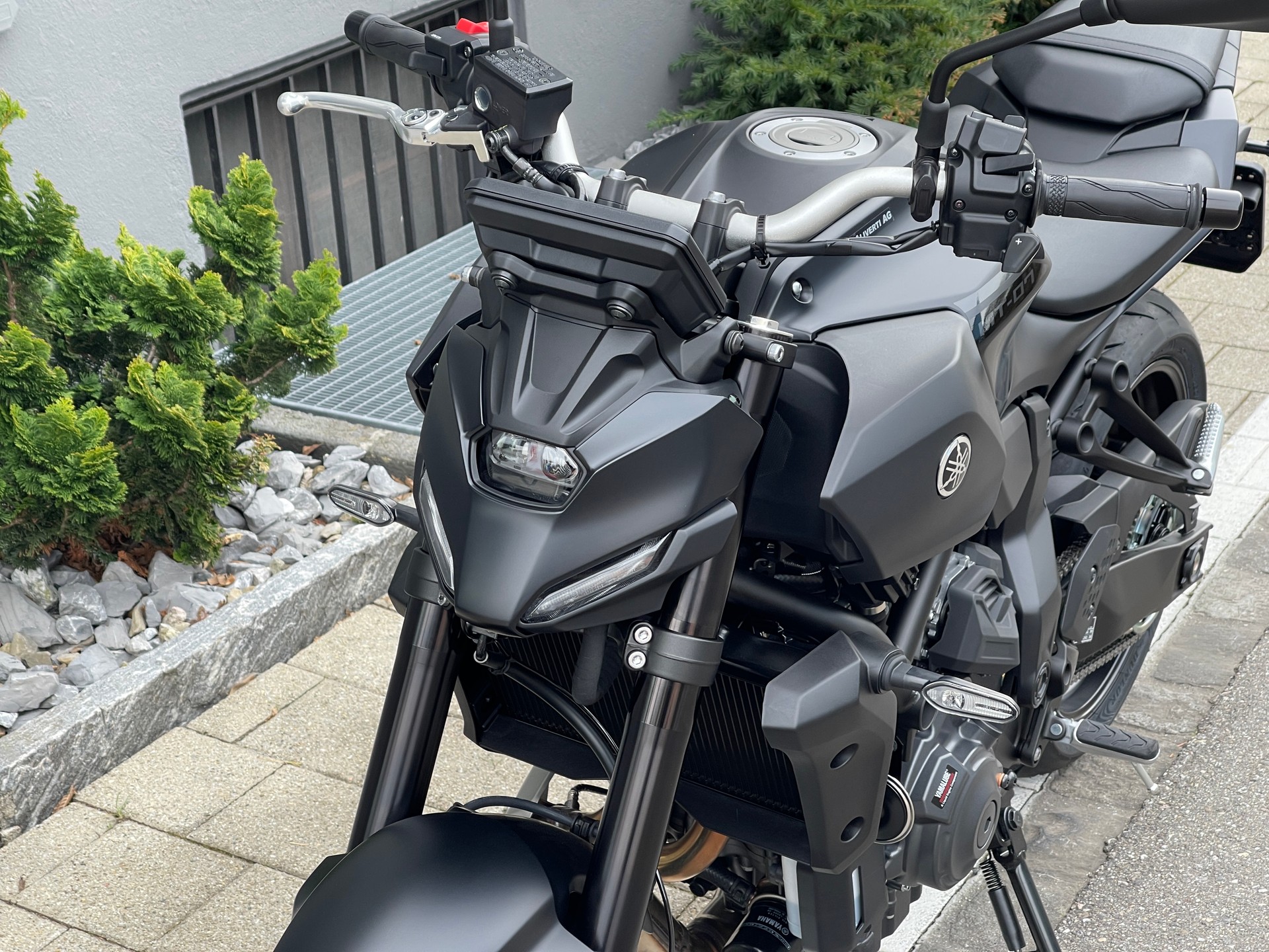 YAMAHA Y-AMT-showroom-element-3