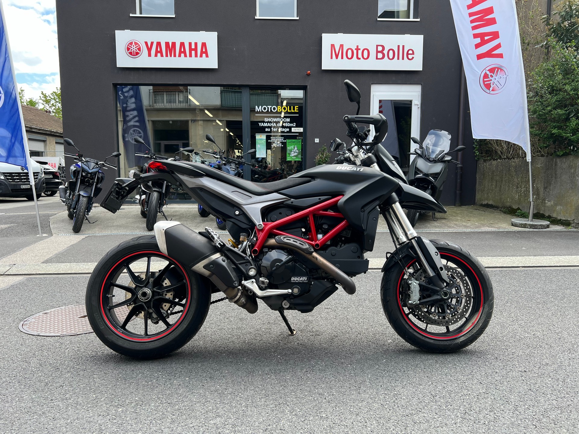 DUCATI Hypermotard 821-image-0