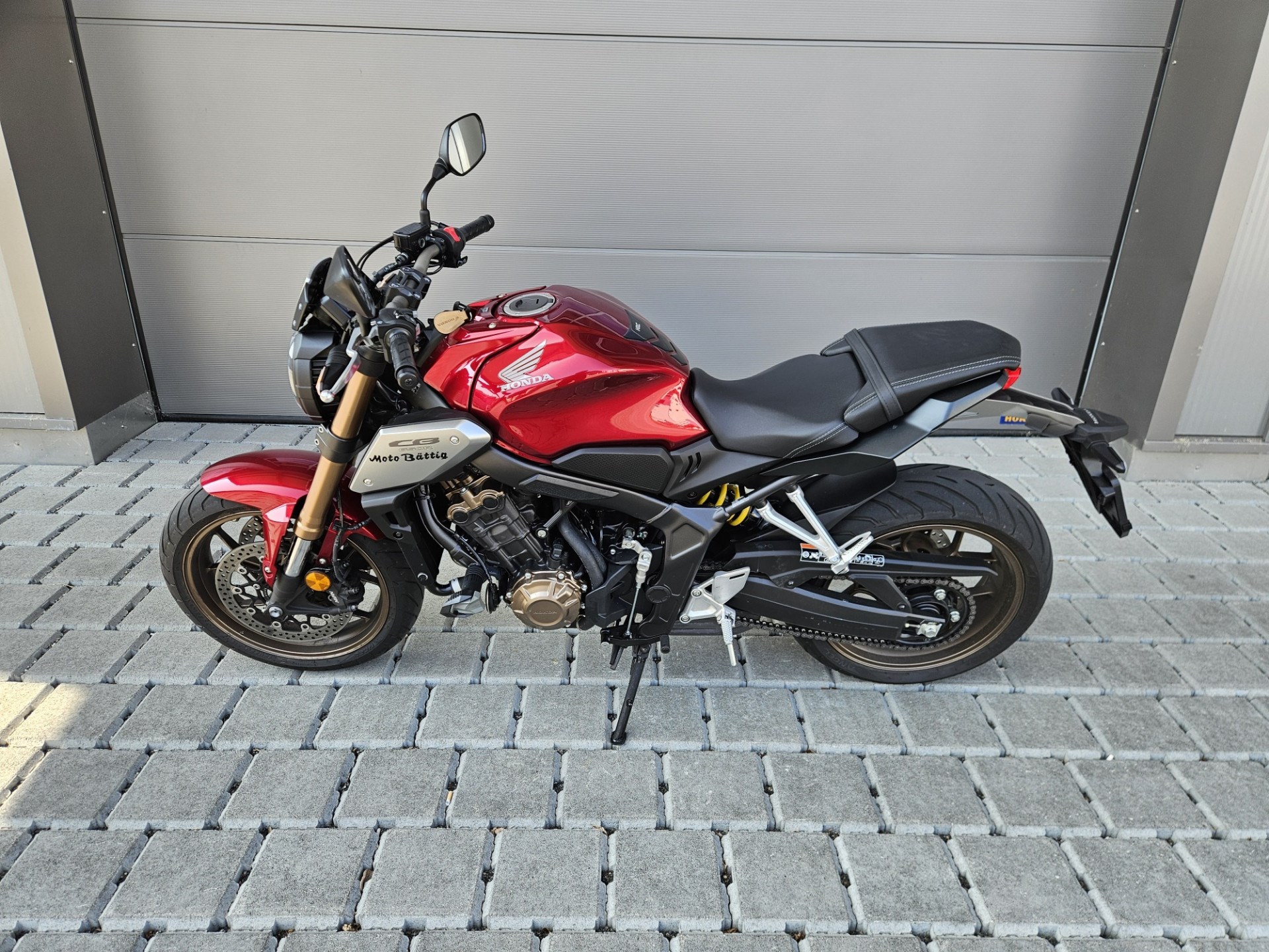 HONDA CB 650 R-showroom-element-2
