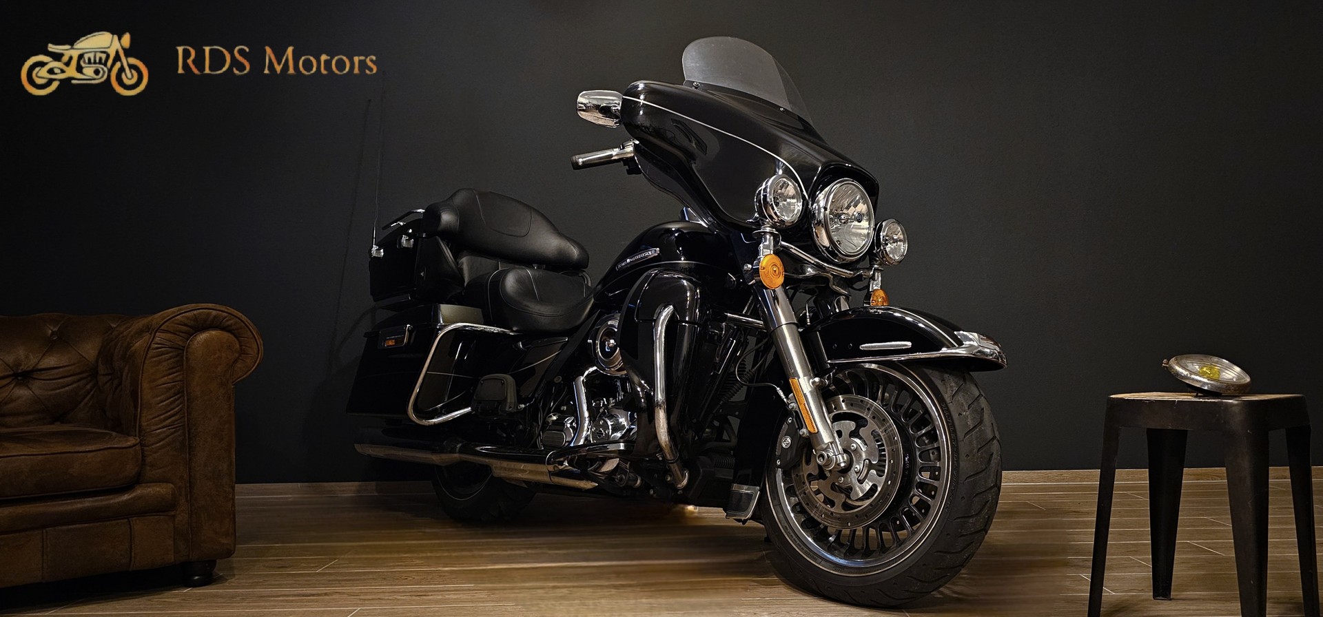HARLEY-DAVIDSON FLHTK Electra Glide Ultra Limited-showroom-element-2