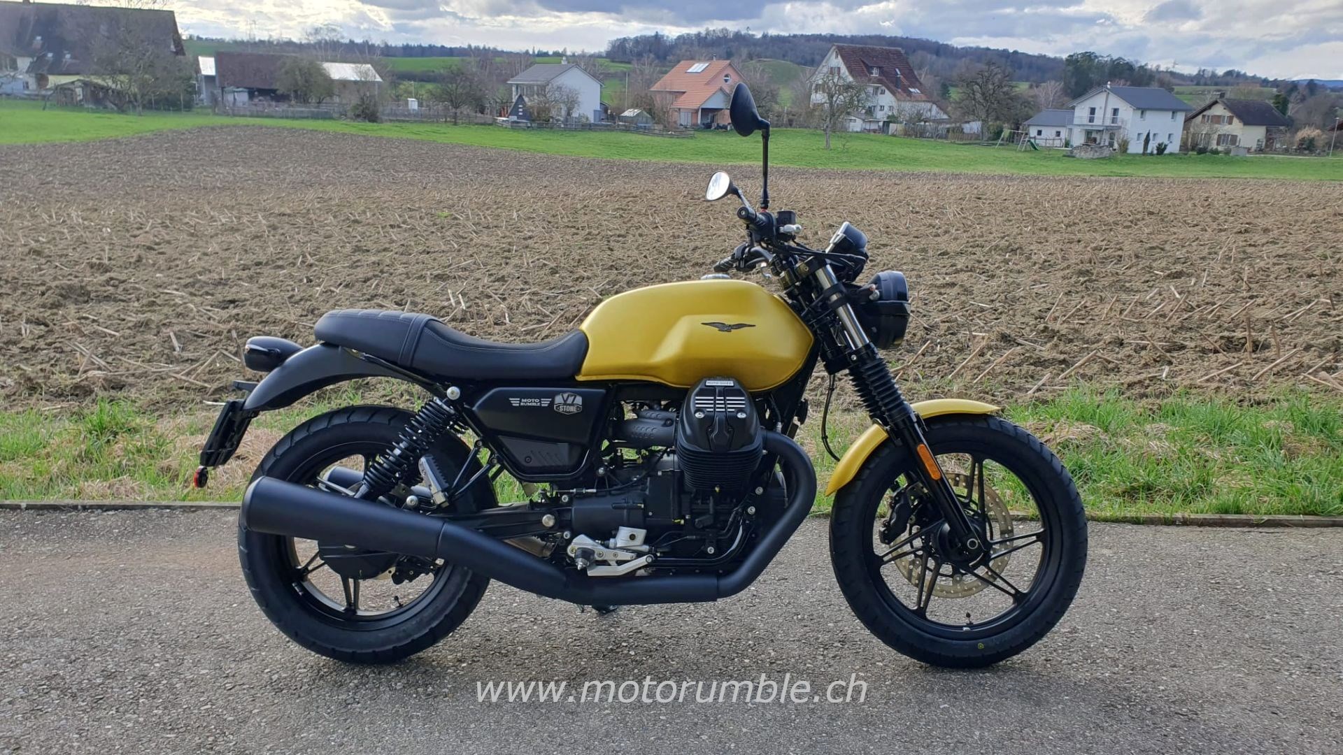 MOTO GUZZI V7 STONE-image-0