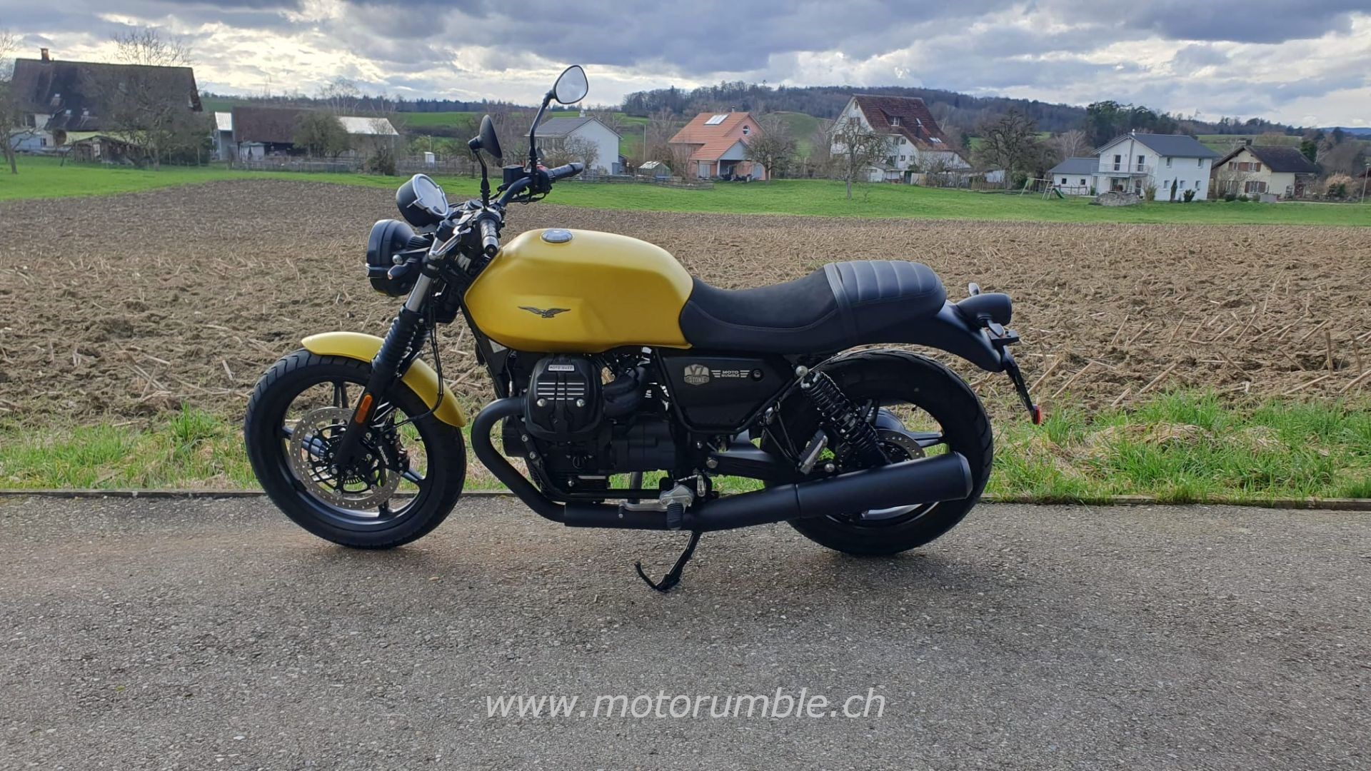 MOTO GUZZI V7 STONE-image-3