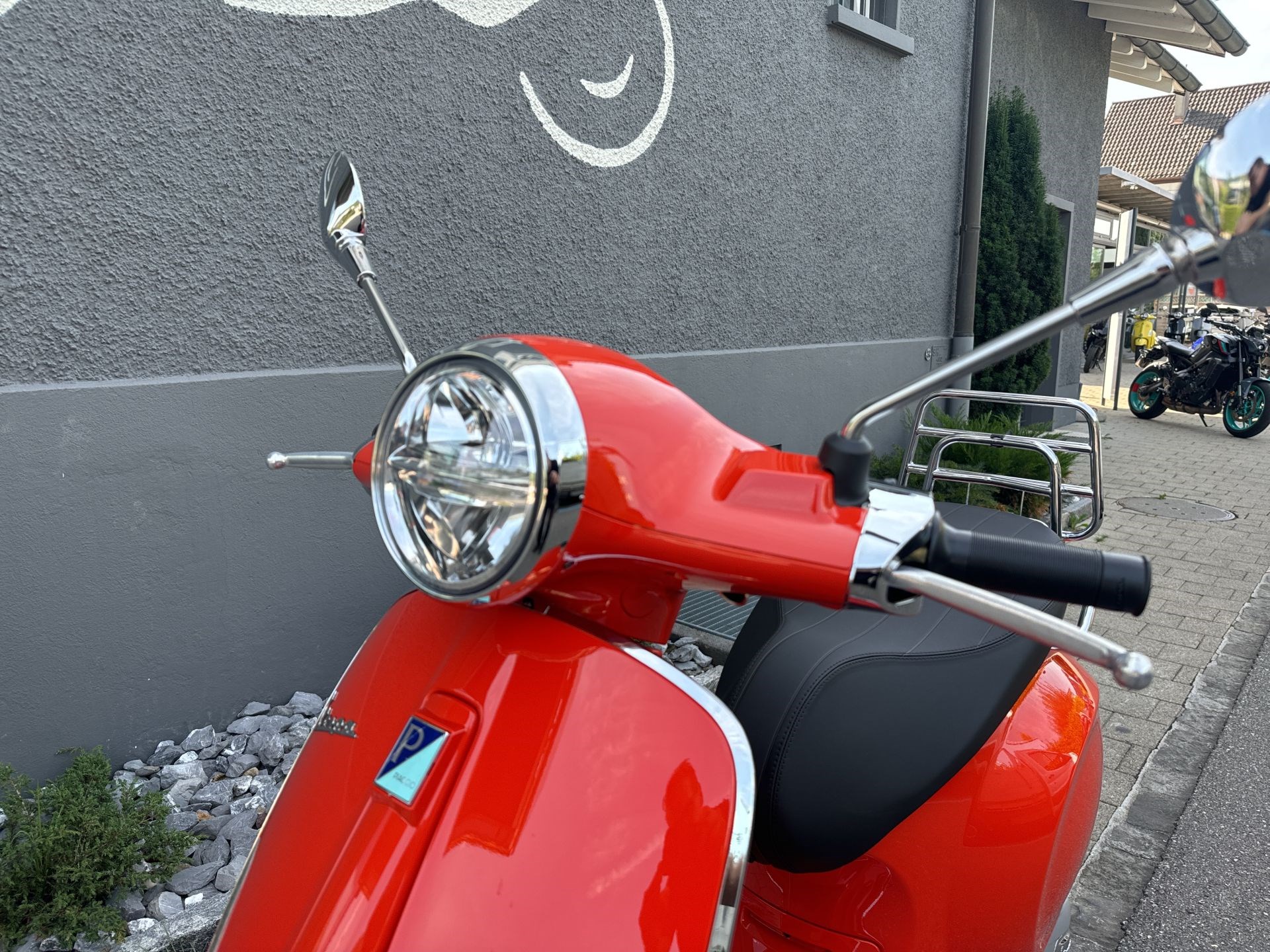 PIAGGIO Vespa Primavera 125 ABS E5+-showroom-element-3