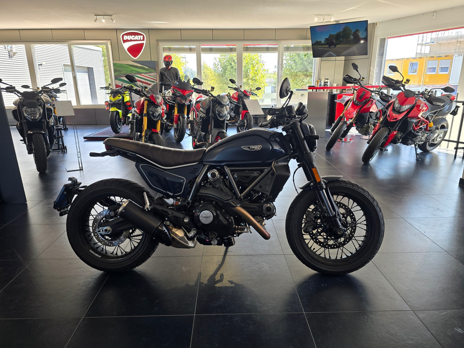 DUCATI SCRAMBLER 803