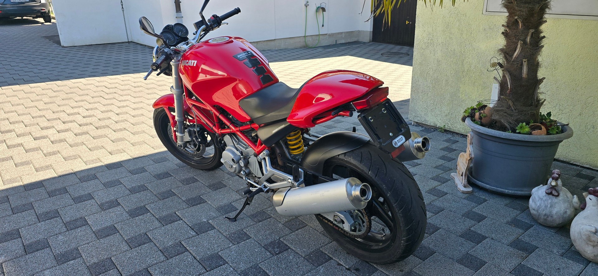 DUCATI Monster 620 i.e.-image-2