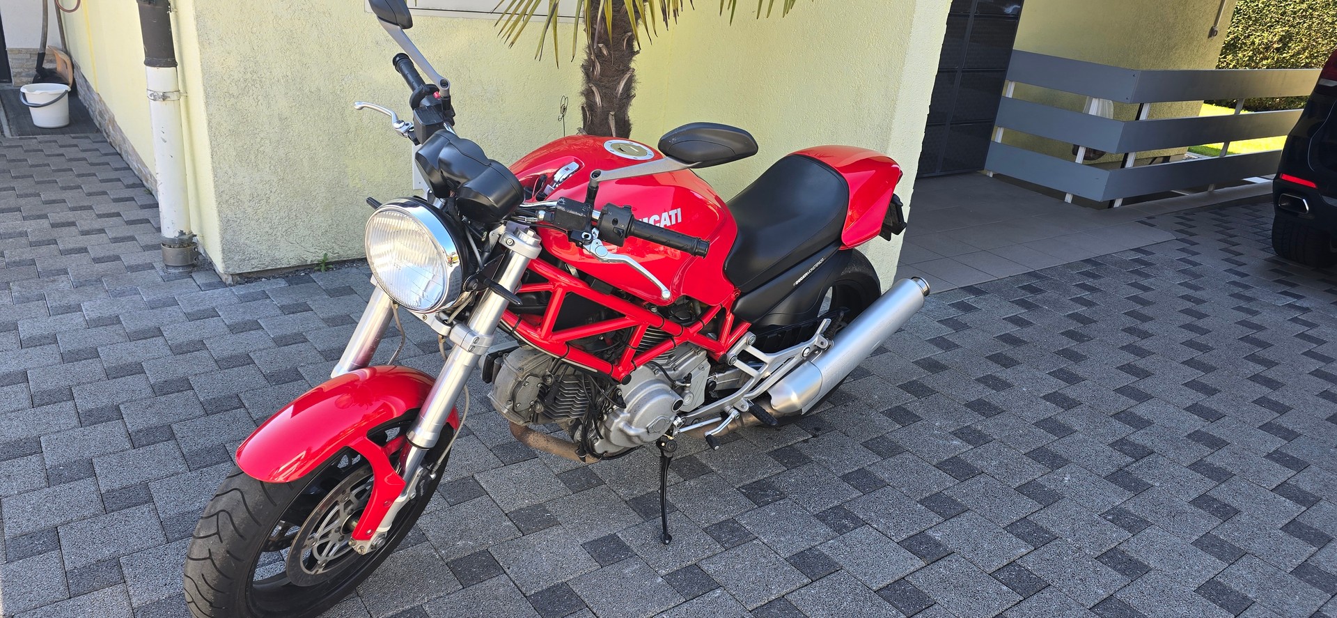 DUCATI Monster 620 i.e.-image-14