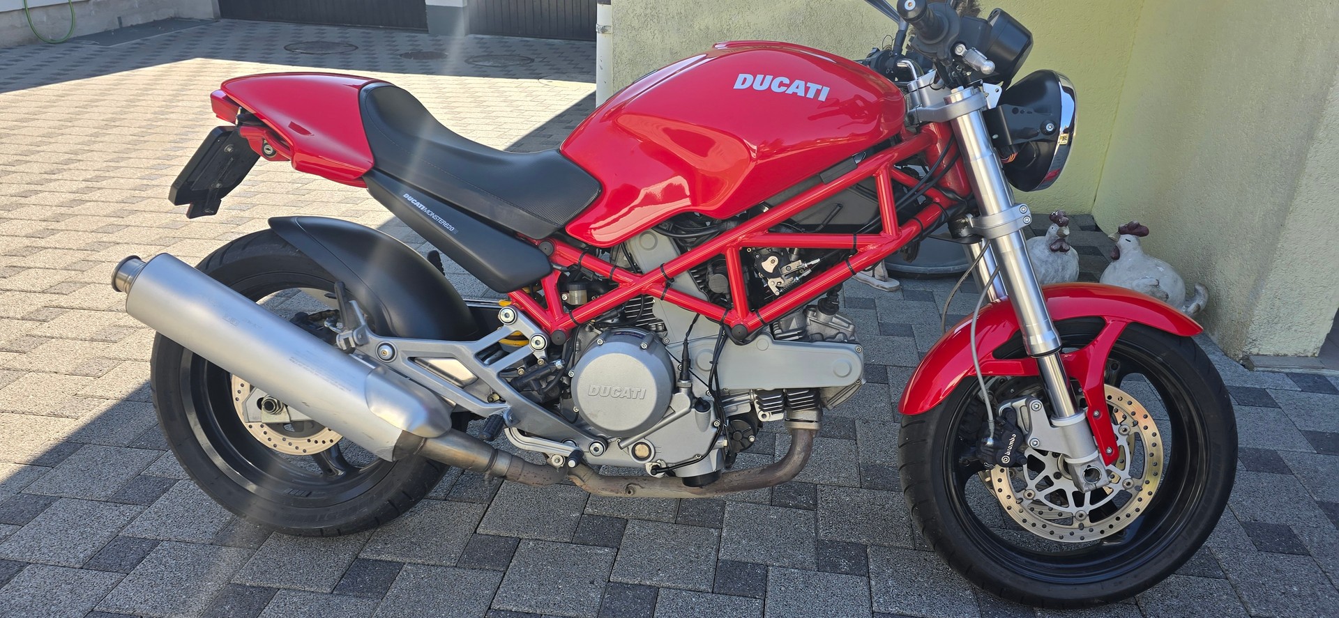 DUCATI Monster 620 i.e.-image-1