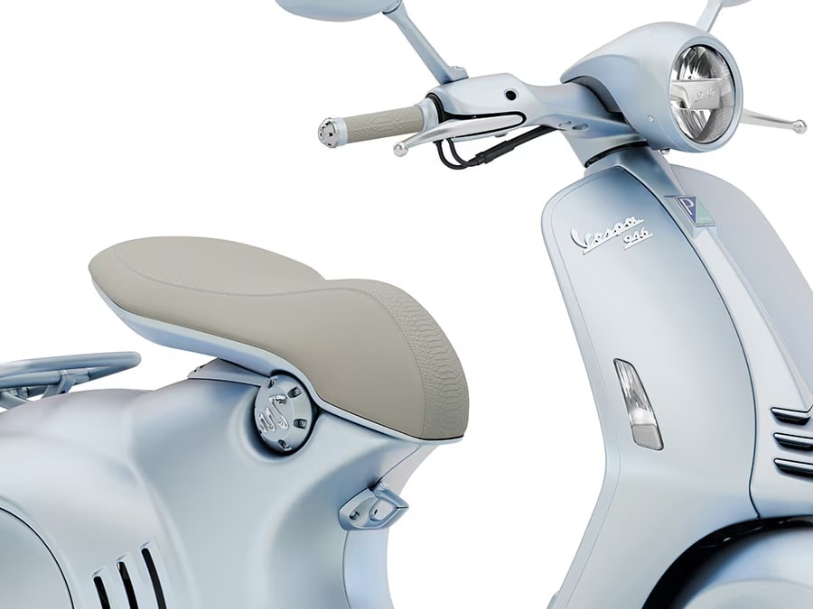 PIAGGIO Vespa 946 Snake-showroom-element-1