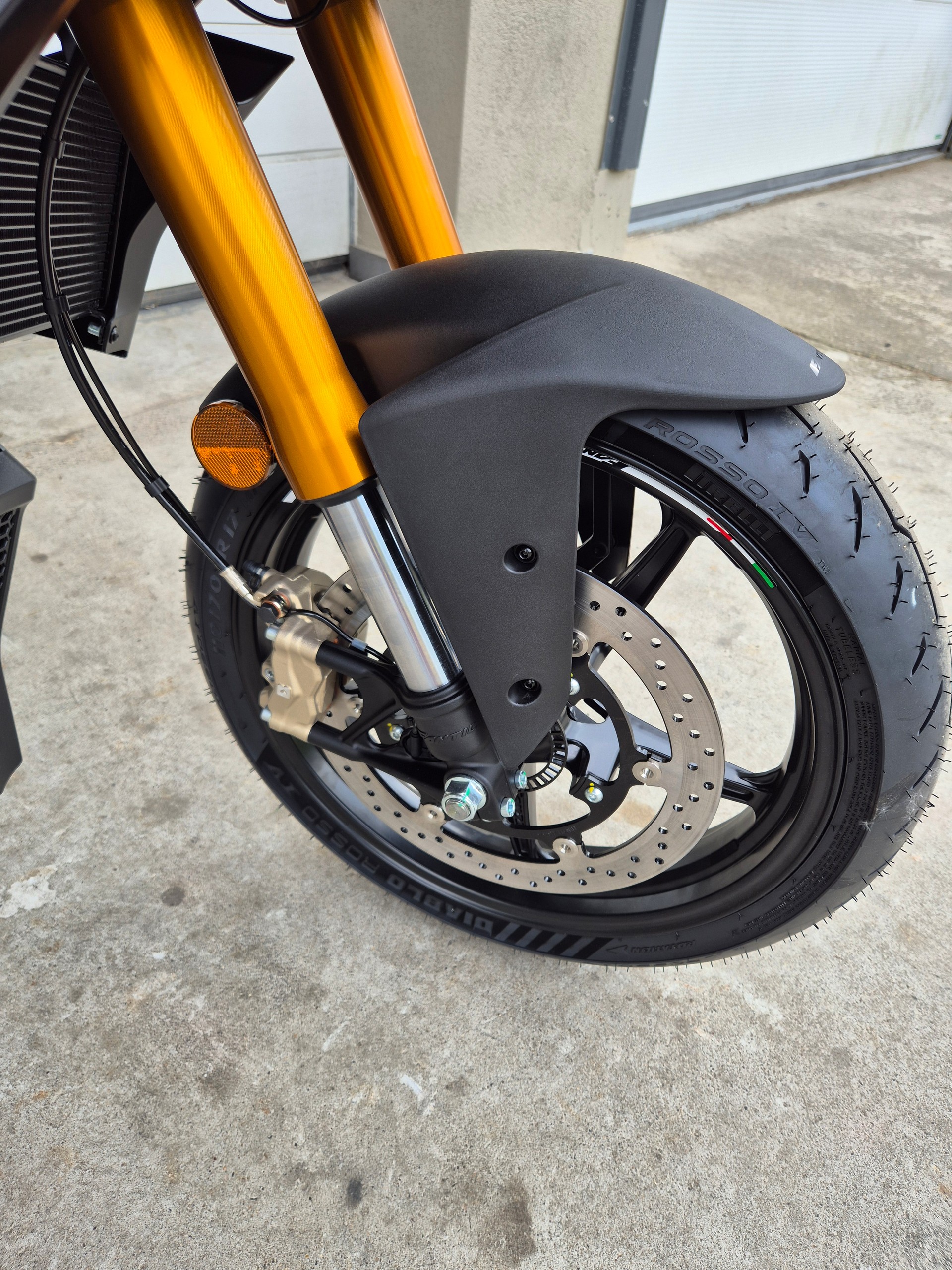 FANTIC STEALTH 125-image-9