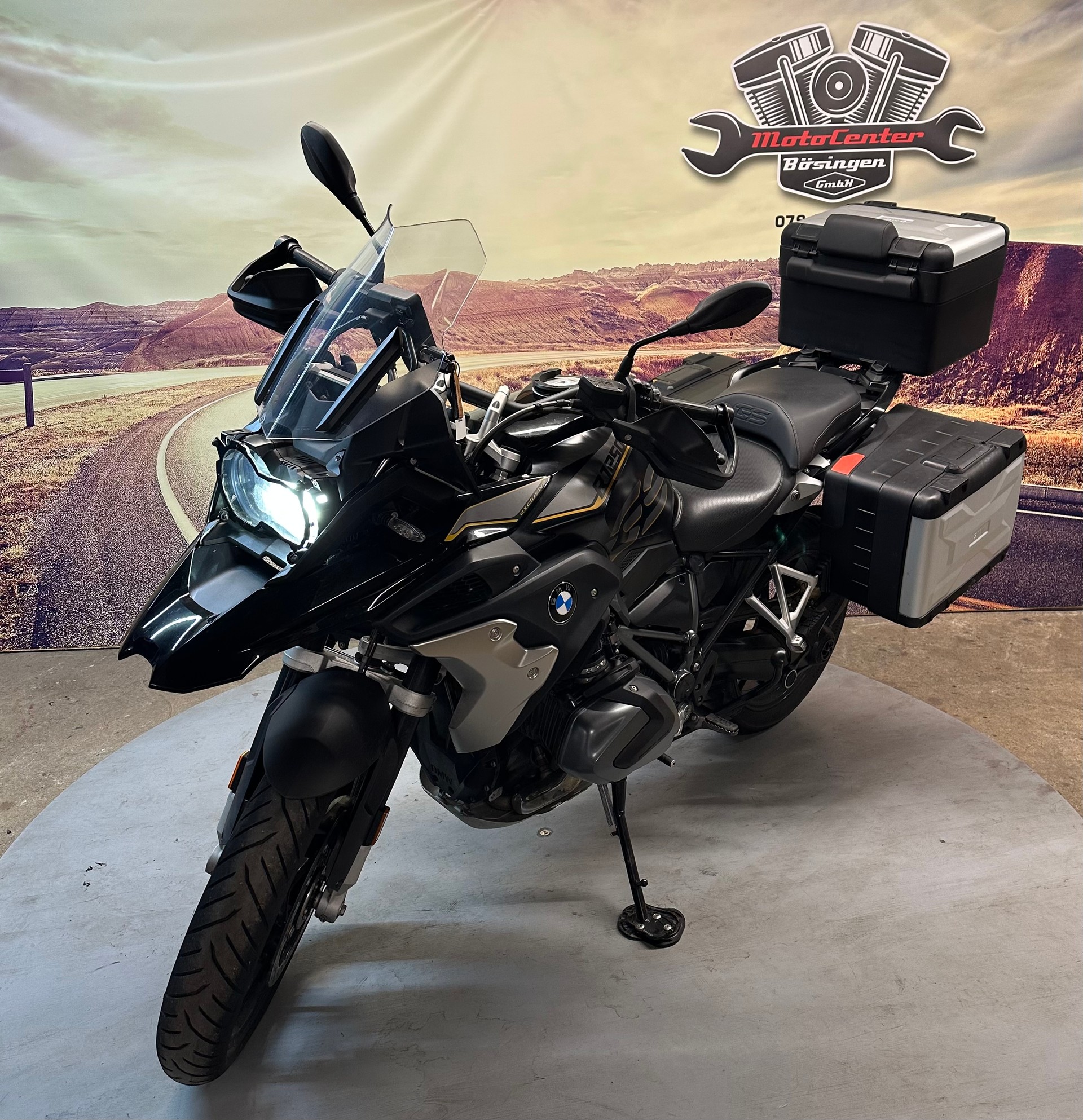 BMW R 1250 GS ABS Exclusive Black tiefergelegt ab Werk-showroom-element-3