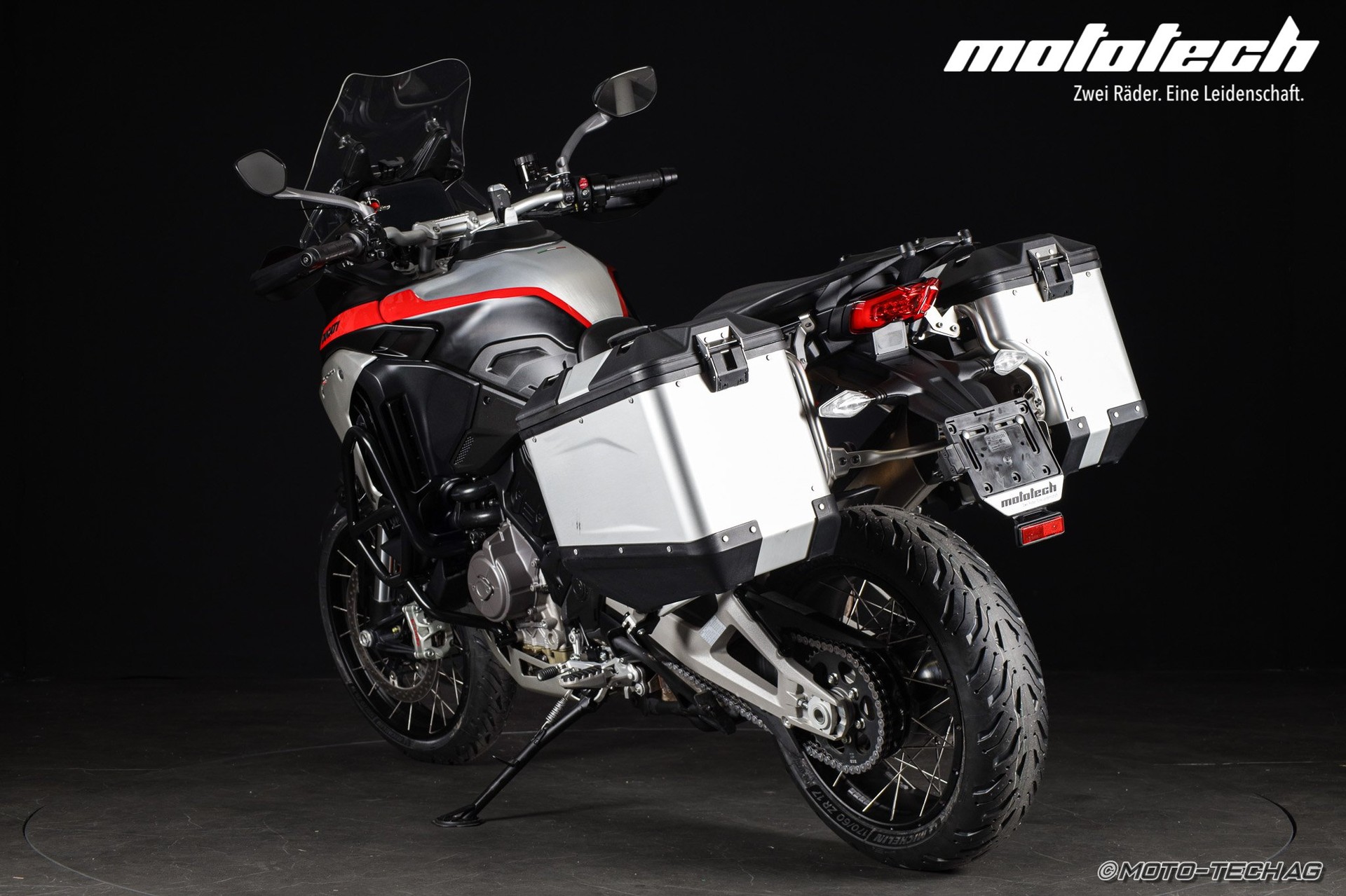 DUCATI Multistrada V4 Rally Travel Adventure-showroom-element-3