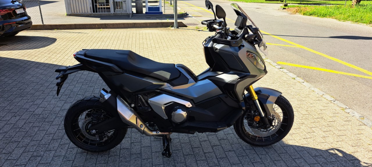 HONDA X-ADV 750