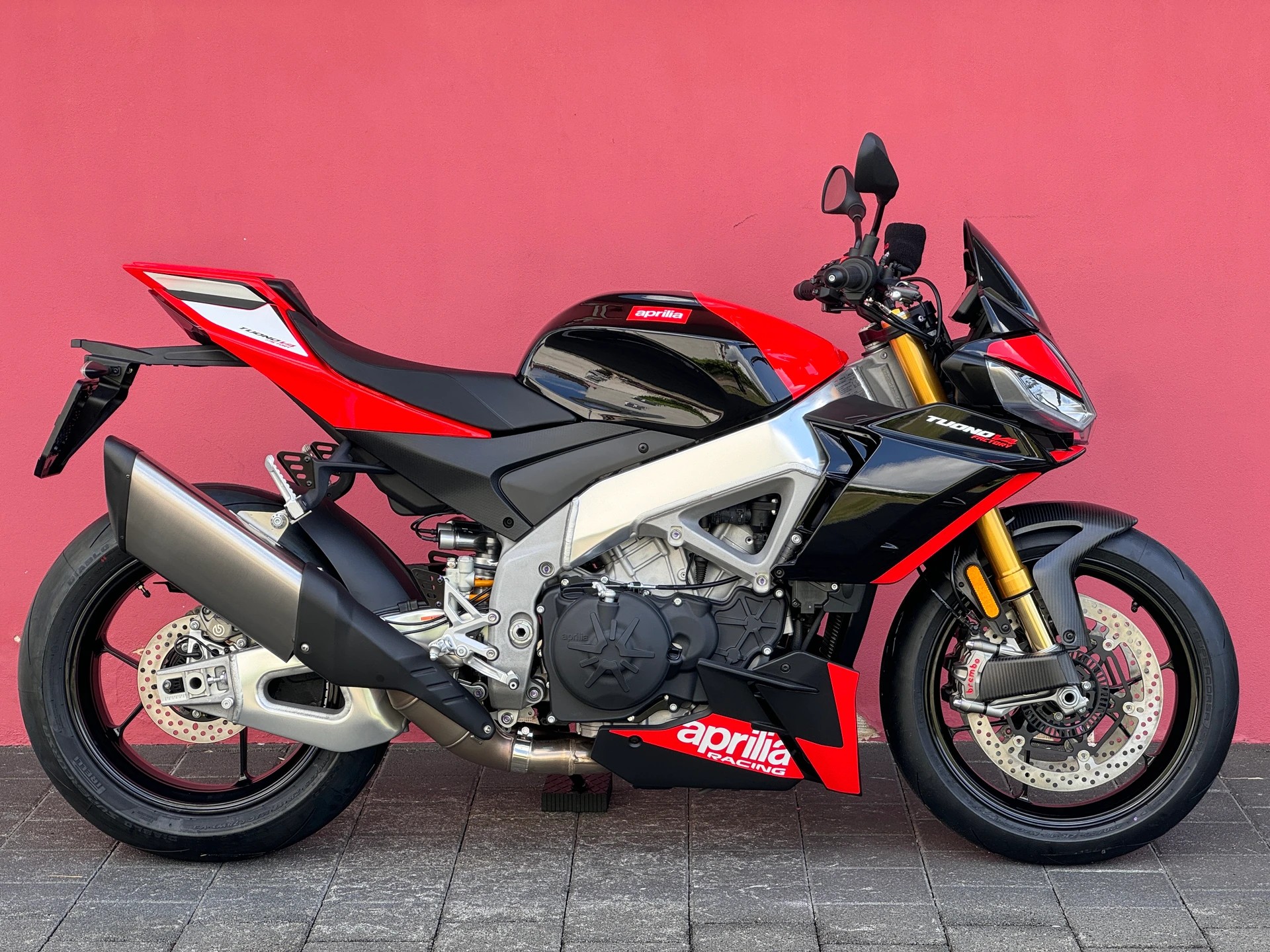 APRILIA Tuono V4 1100 Factory SE 09 SBK