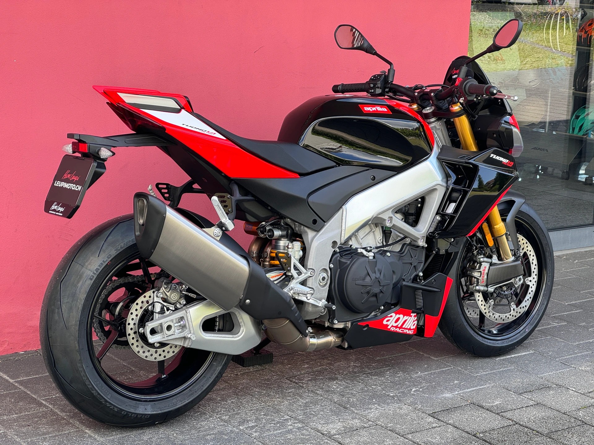 APRILIA Tuono V4 1100 Factory SE 09 SBK-image-2
