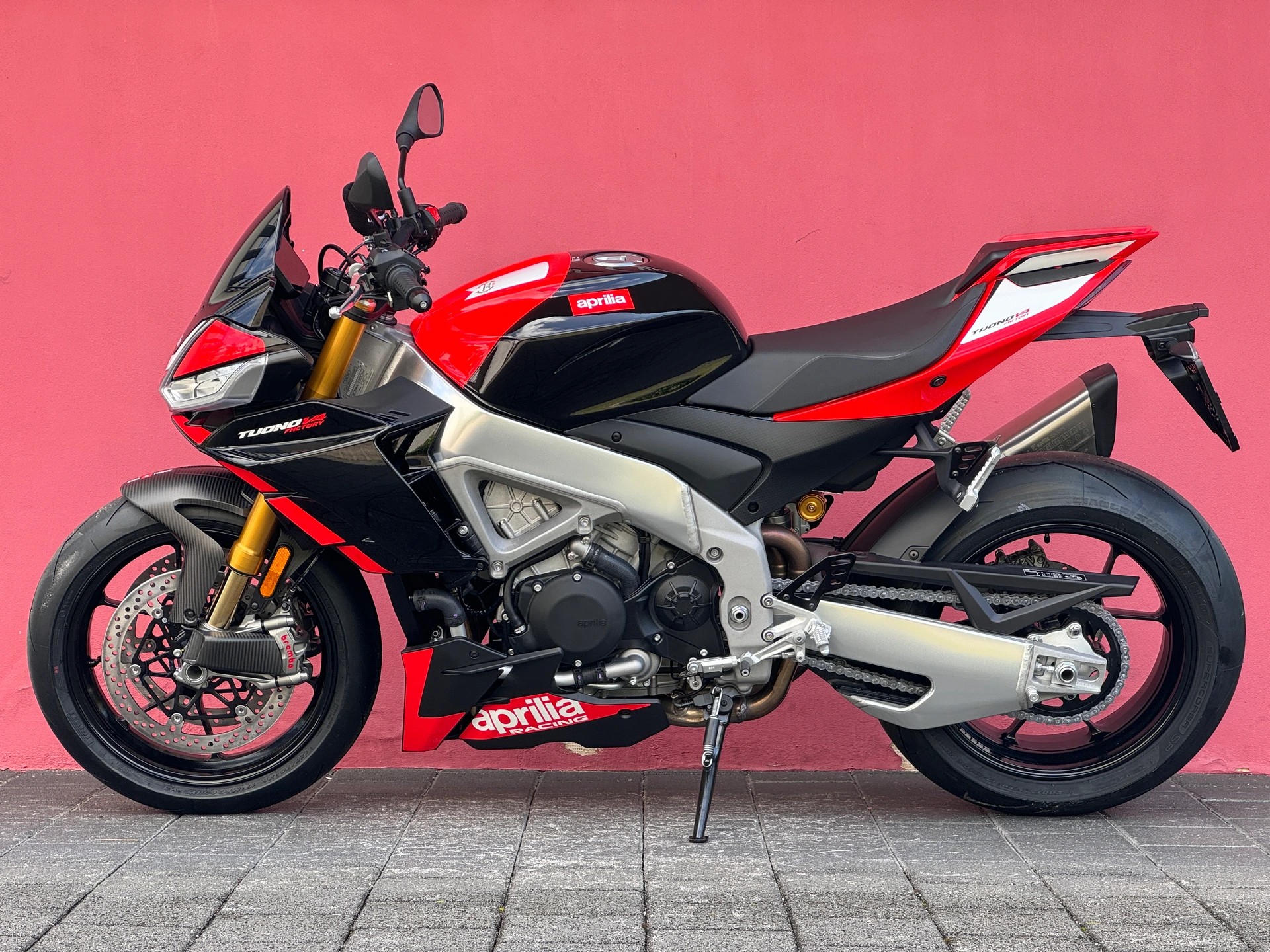 APRILIA Tuono V4 1100 Factory SE 09 SBK-image-10