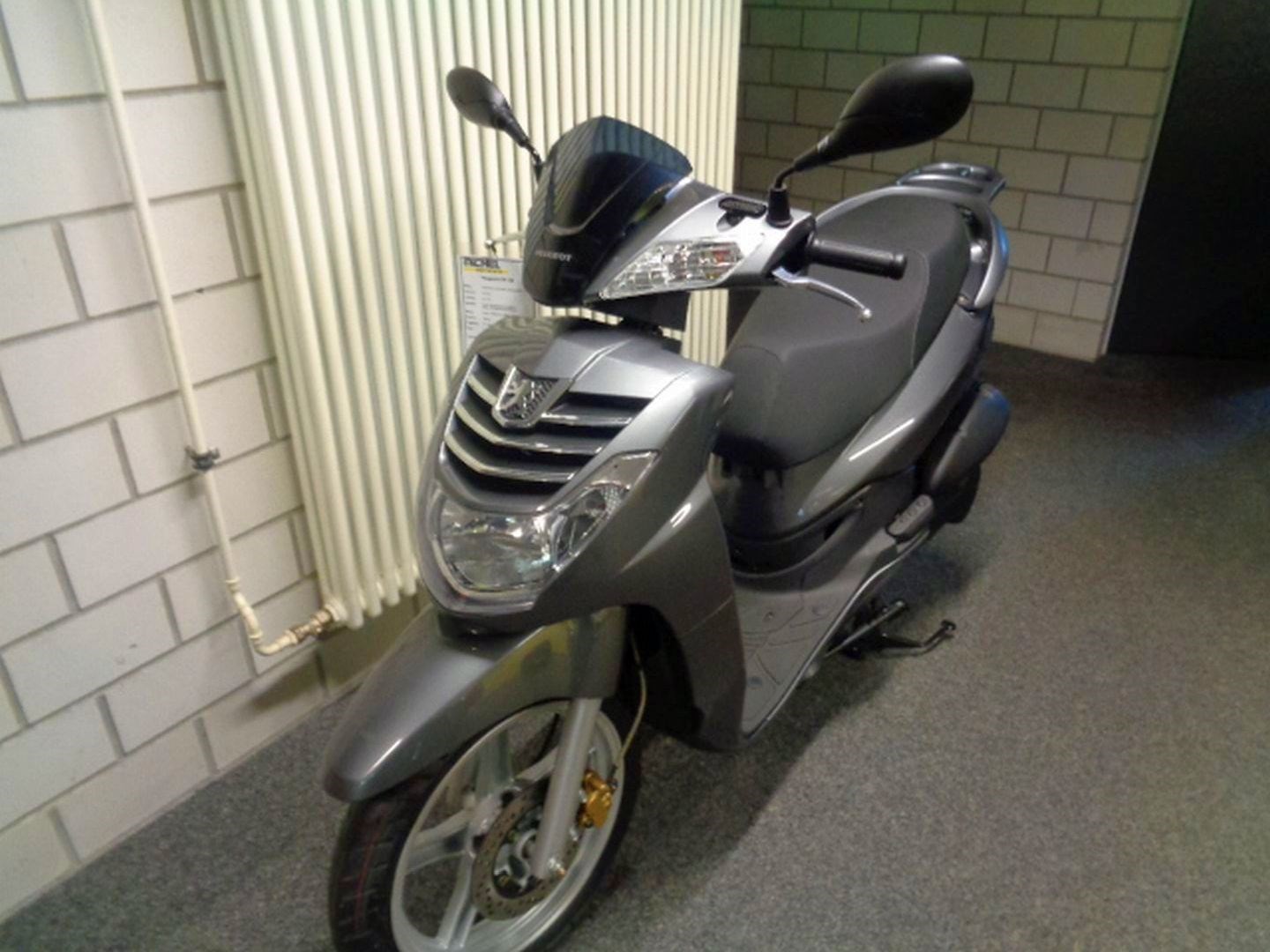 PEUGEOT LXR 125-showroom-element-1
