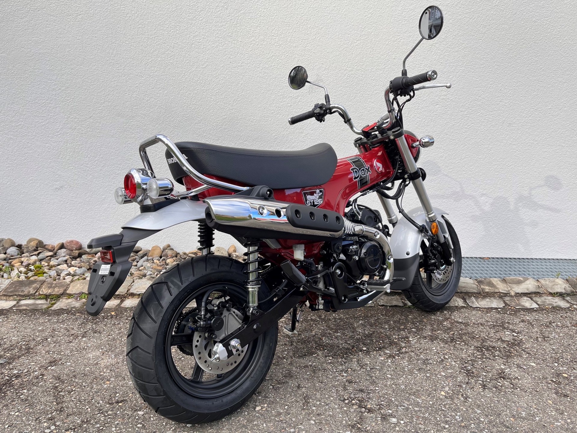 HONDA St 125 Dax-showroom-element-3