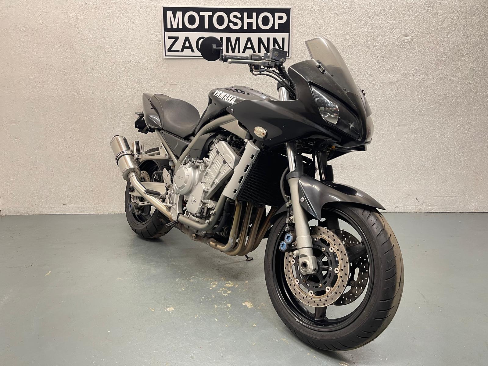 YAMAHA FZS 1000 FAZER-showroom-element-2