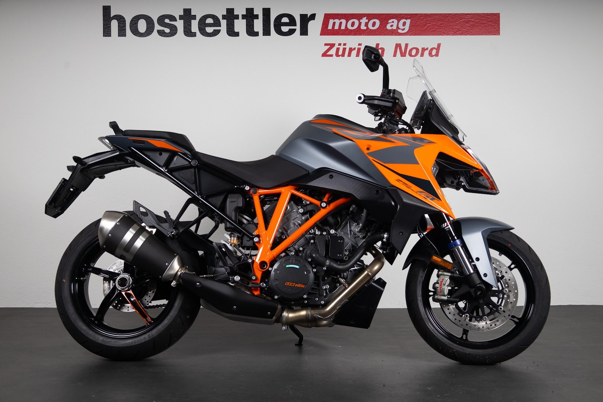 KTM 1290 Super Duke GT ABS-showroom-element-1