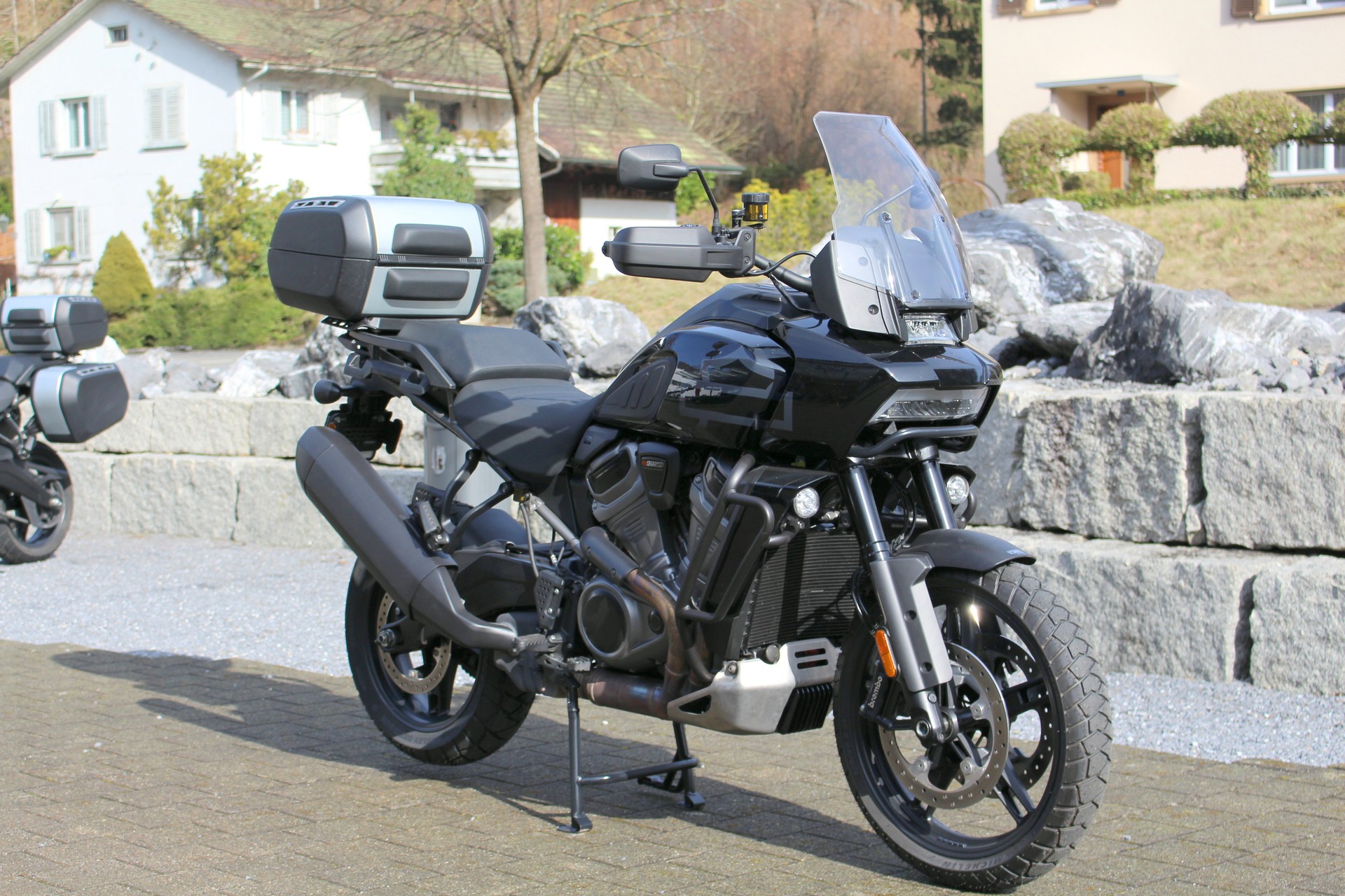 HARLEY-DAVIDSON RA Pan America 1250 Special-showroom-element-1