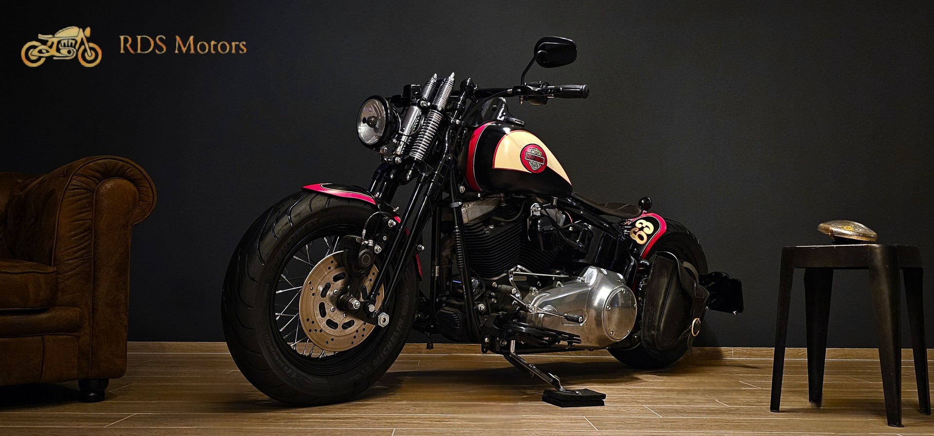 HARLEY-DAVIDSON FLSTSB Cross Bones-showroom-element-3