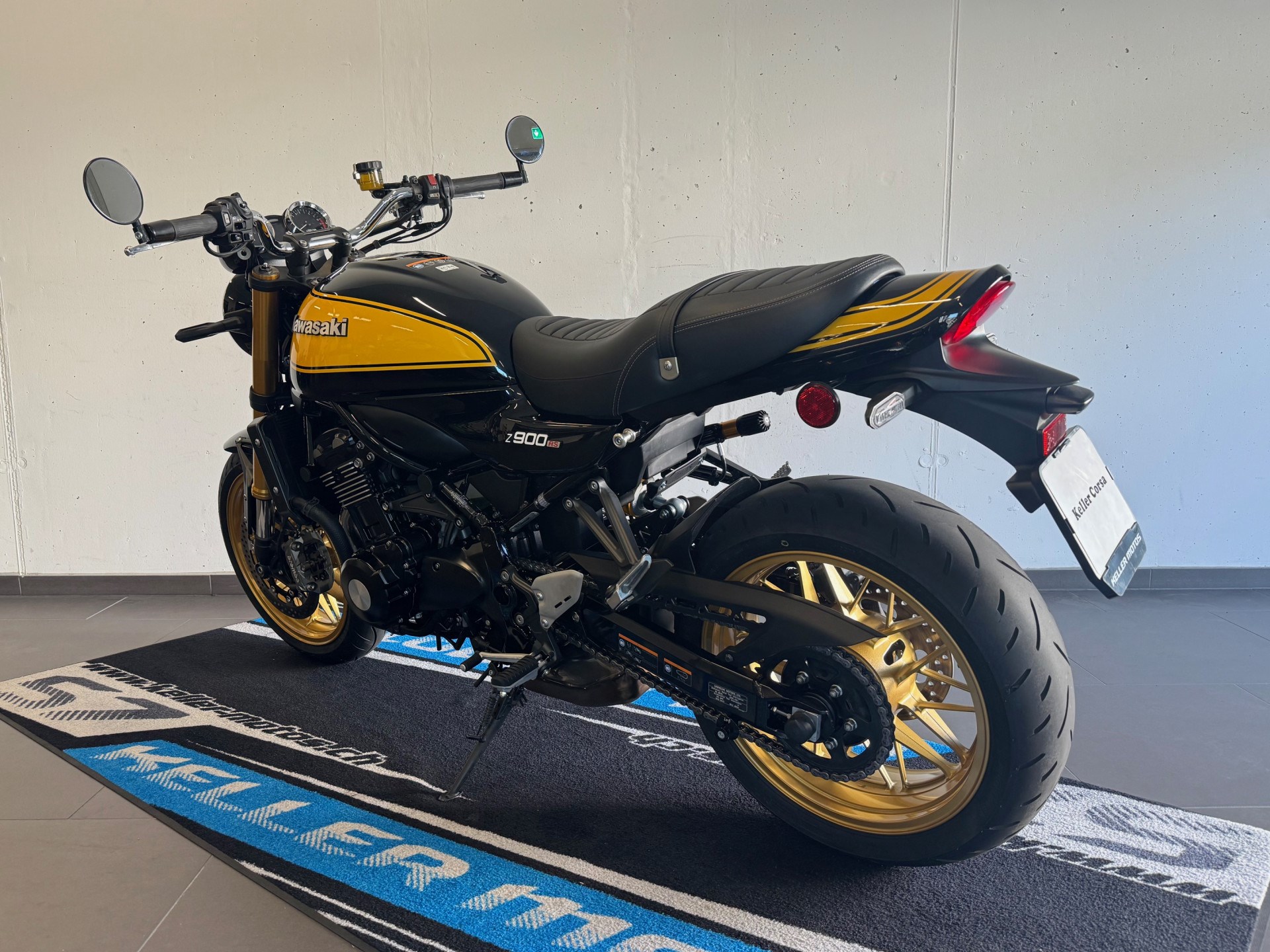 KAWASAKI Z 900 RS SE-showroom-element-3