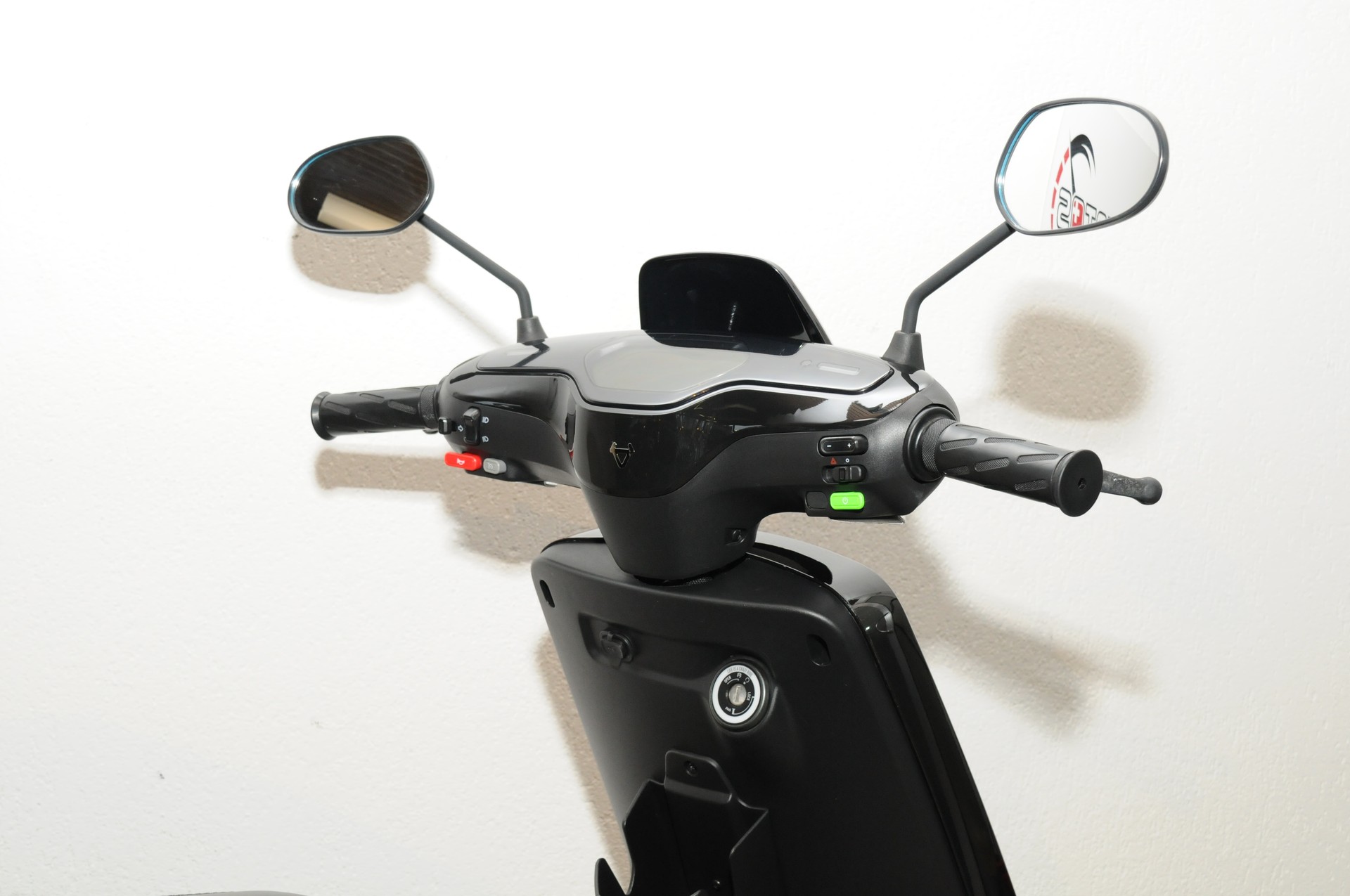 NIU MQi +Sport-showroom-element-3