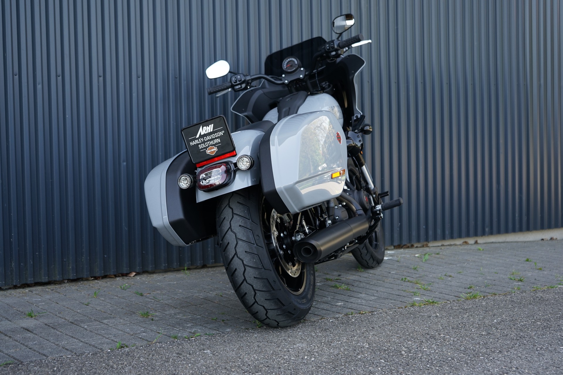 HARLEY-DAVIDSON FXLRST Low Rider ST-showroom-element-3