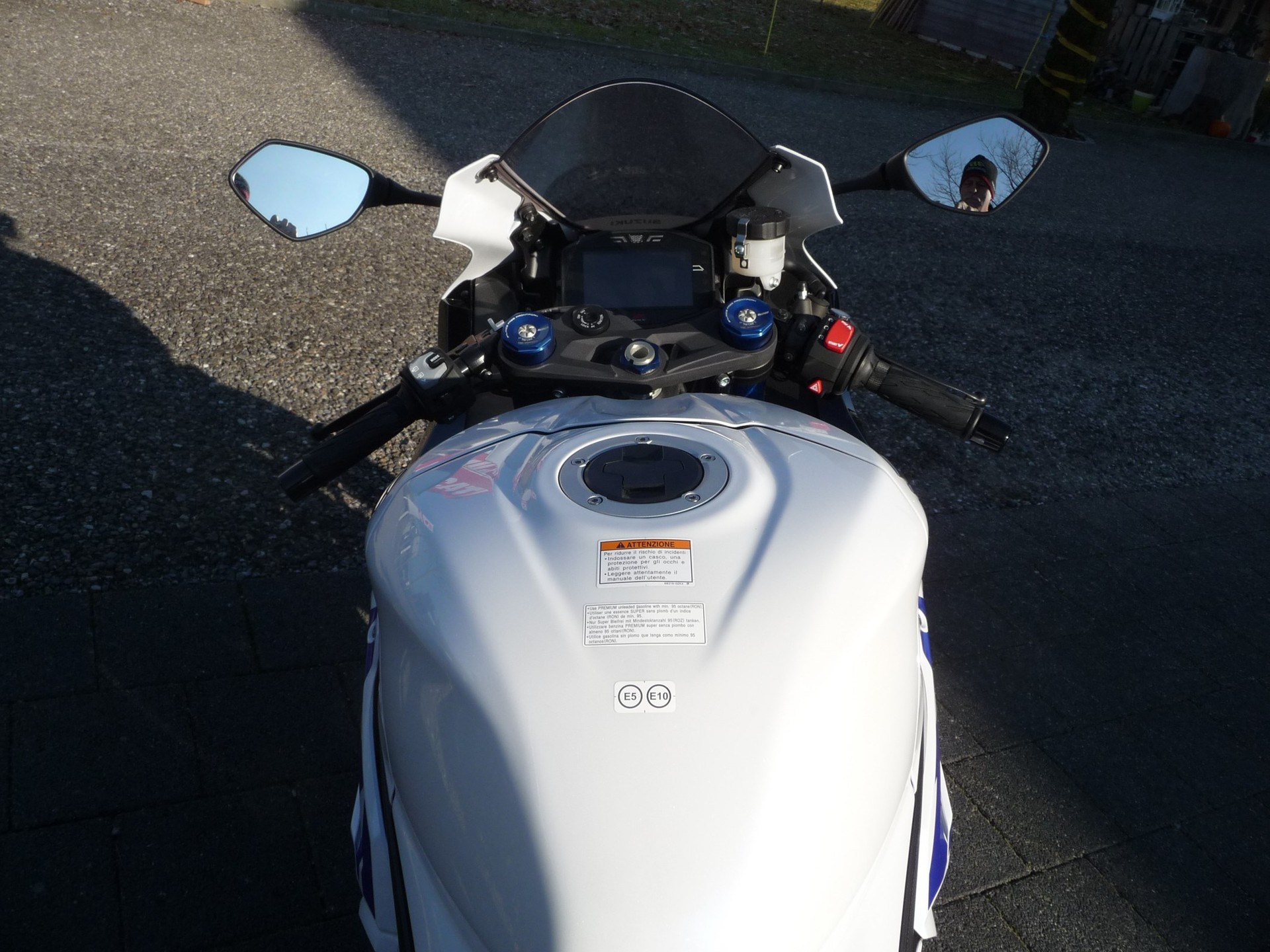 SUZUKI GSX-R 1000 ABS L8-showroom-element-3