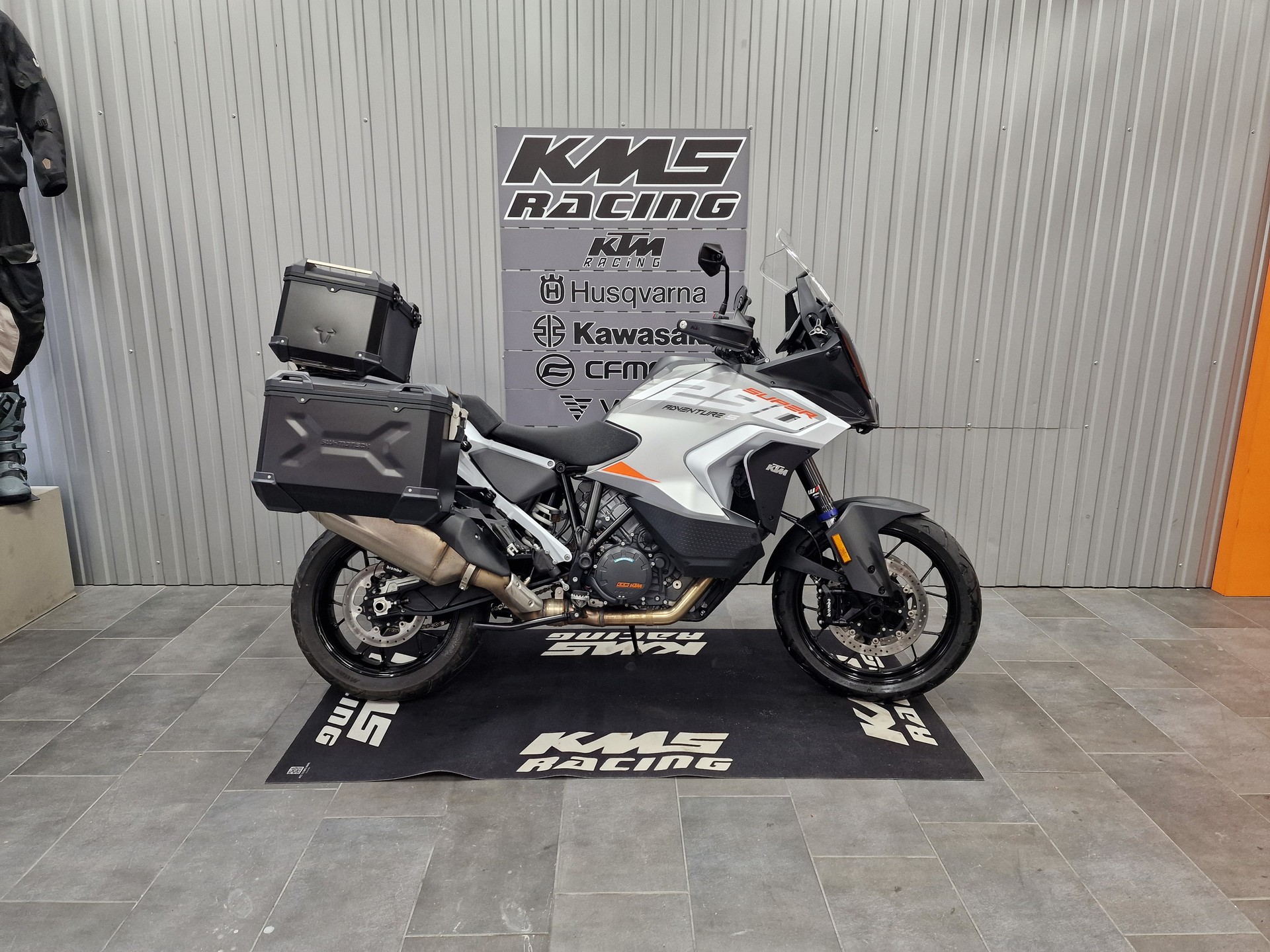 KTM 1290 Super Adventure S-image-0
