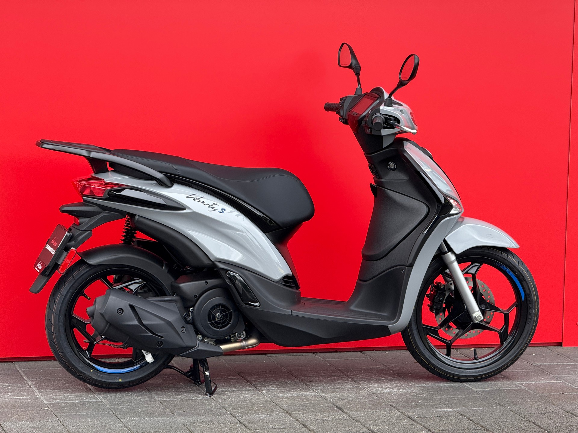 PIAGGIO Liberty 125 Sport E5+-image-10