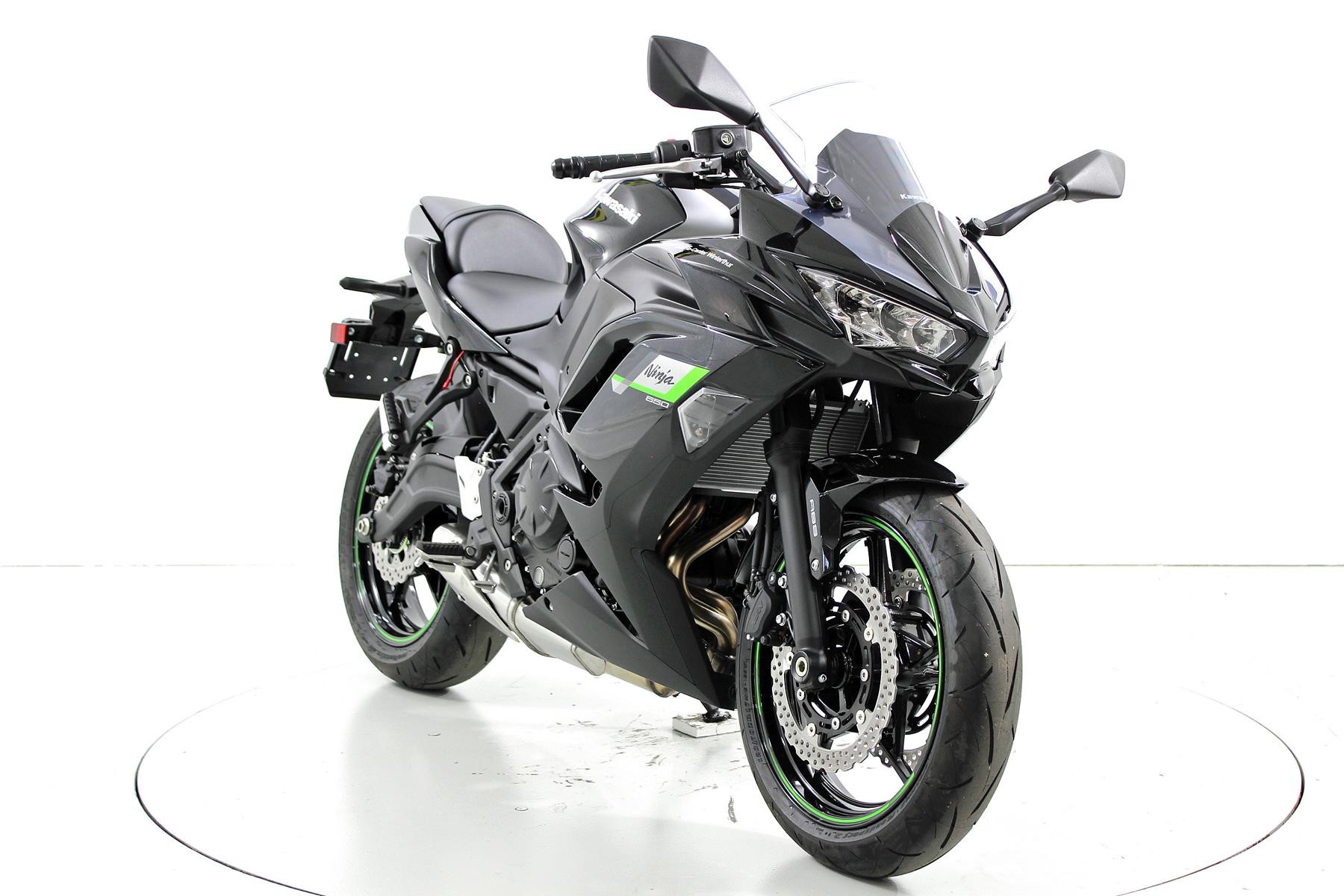 KAWASAKI NINJA 650-showroom-element-1