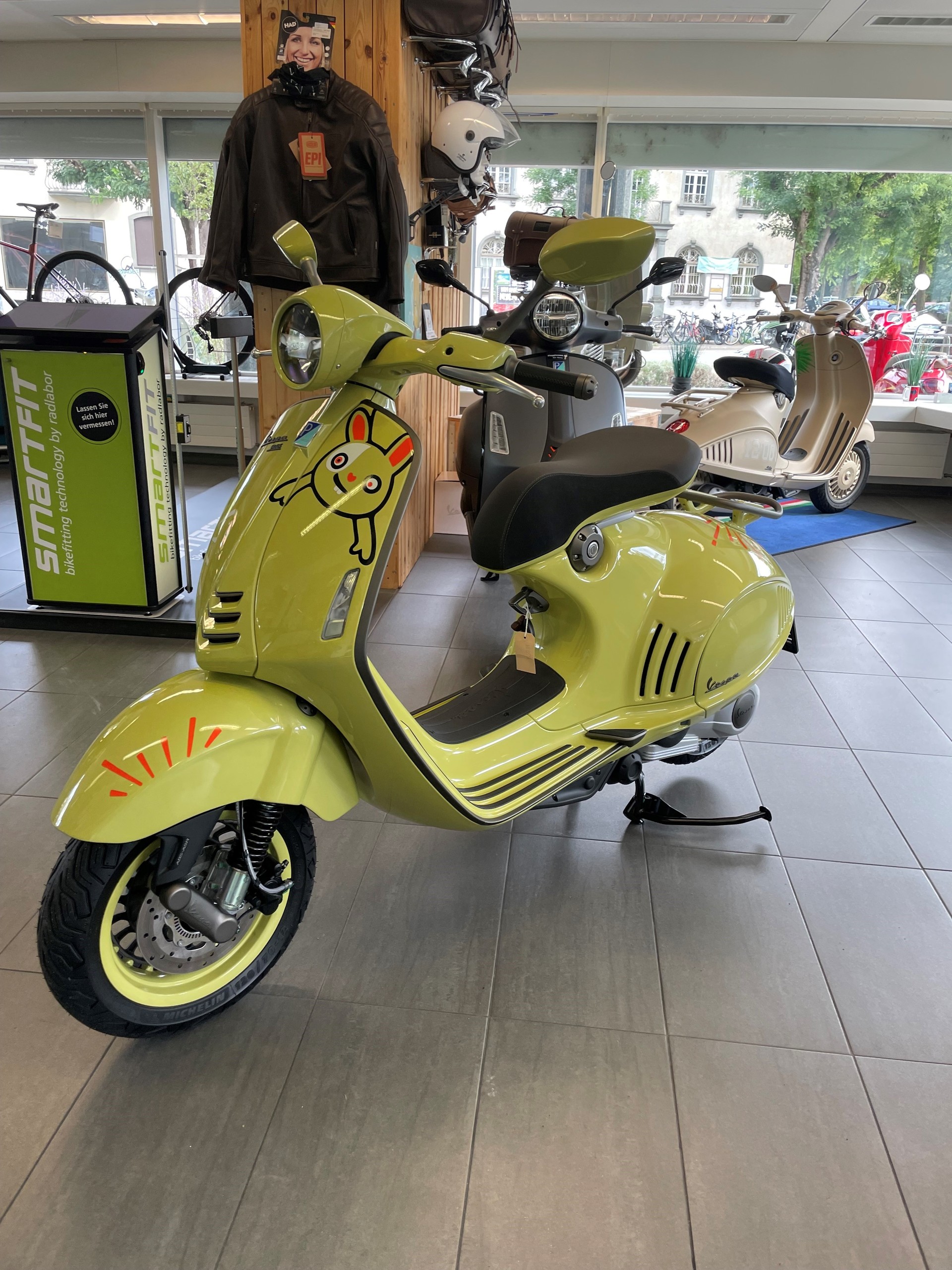 PIAGGIO Vespa 946 125 Bunny 10 Anniversario