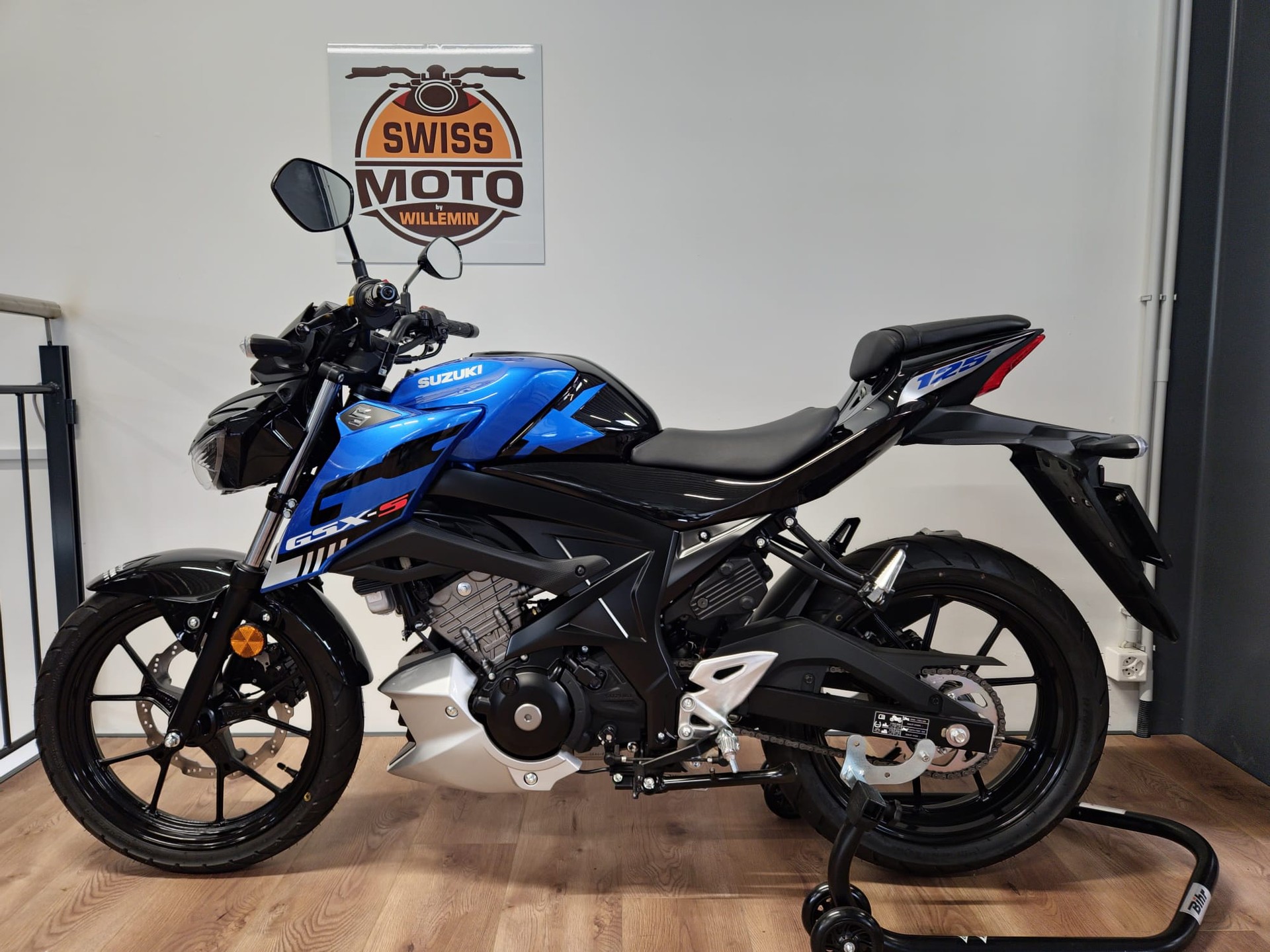 SUZUKI GSX-S 125