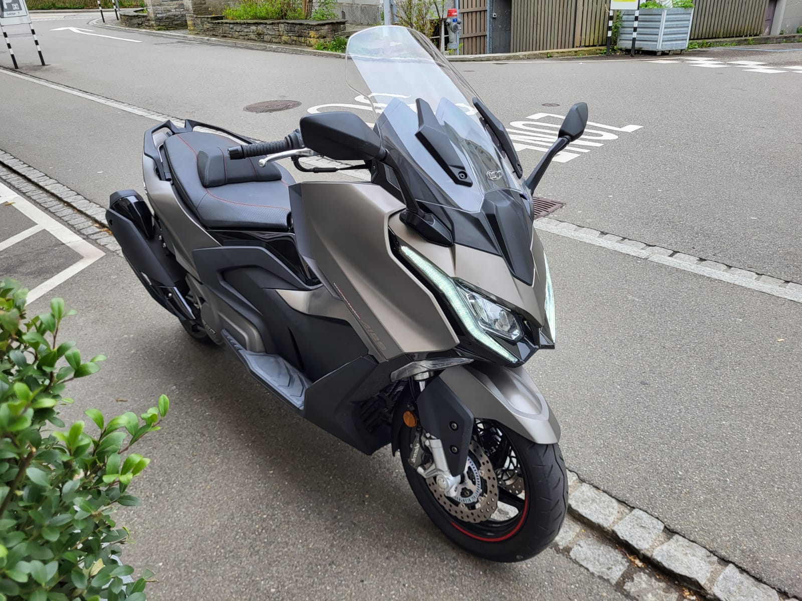 KYMCO AK 550i ETS-showroom-element-1